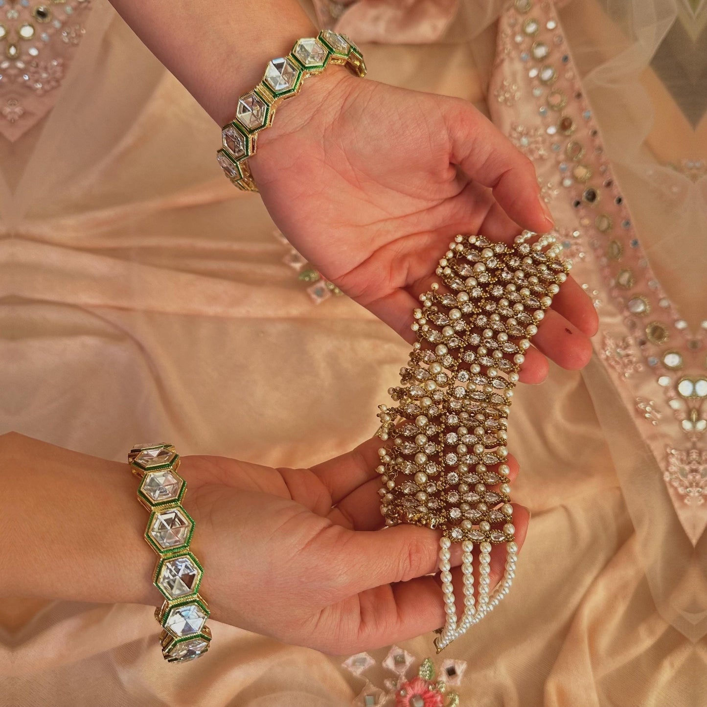 Set of 2 Green Faux Kundan Kada Bangles in 2.6 /Indian Bangles/Indian/ Pakistani/Jewelley/ Fashion Bracelet