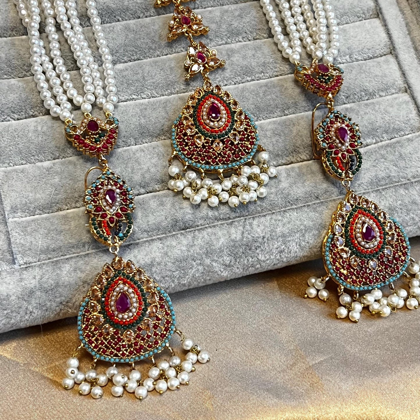Mendhi Jewels Multicolour Choker Necklace Earrings Tikka JhumarHenna party Pakistani Indian Style Earring Antique Gold Bollywood Fashion