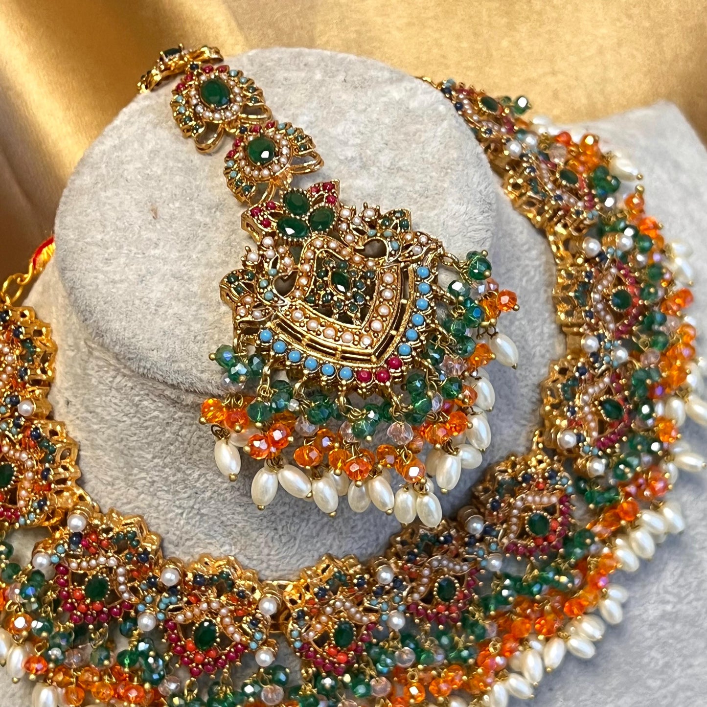 Mendhi Jewels Multicolour Necklace Large Jhumka Earrings ChainTikka Henna party Pakistani Indian Style Antique Gold Bollywood Fashion Party