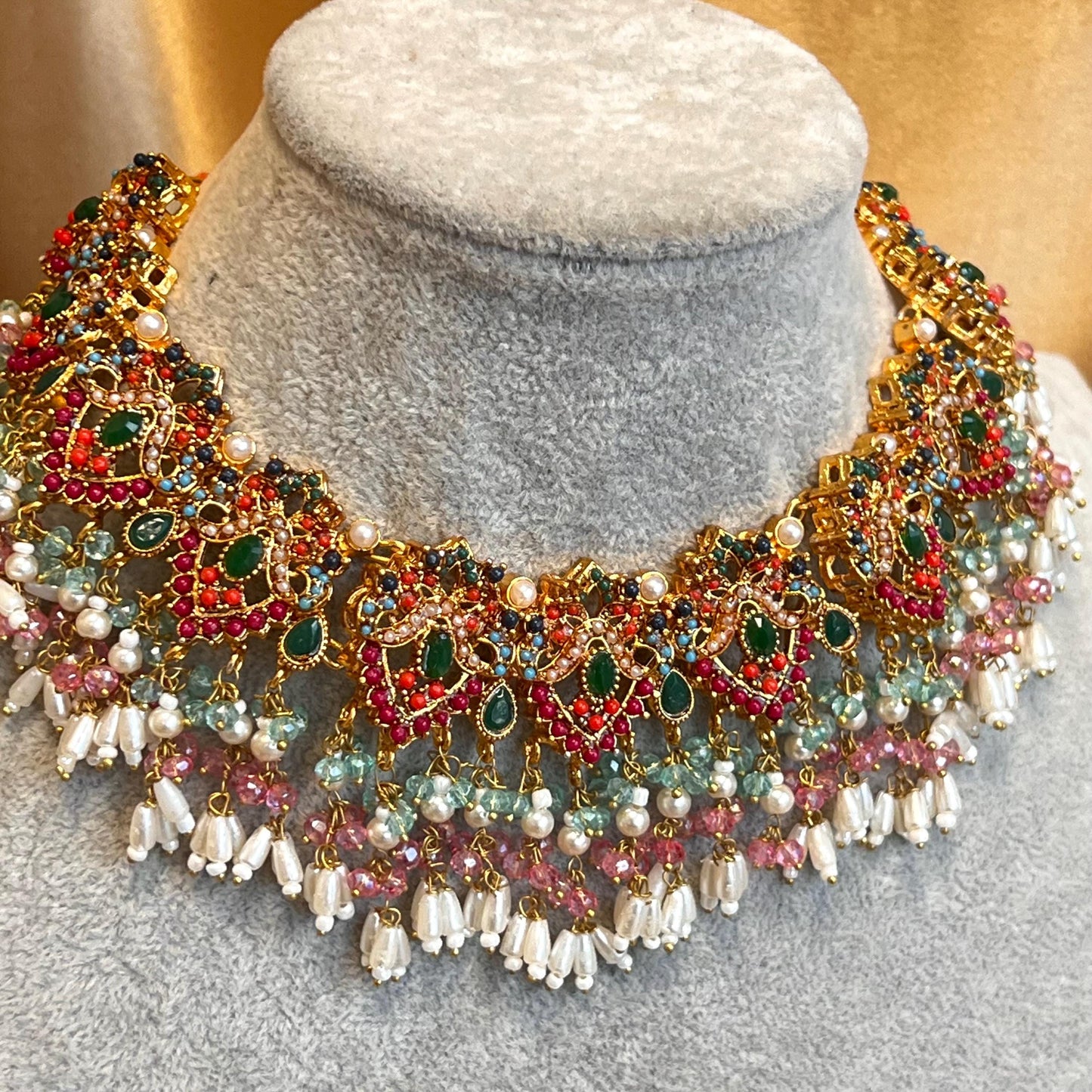 Mendhi Jewels Multicolour Necklace Large Jhumka Earrings ChainTikka Henna party Pakistani Indian Style Antique Gold Bollywood Fashion Party