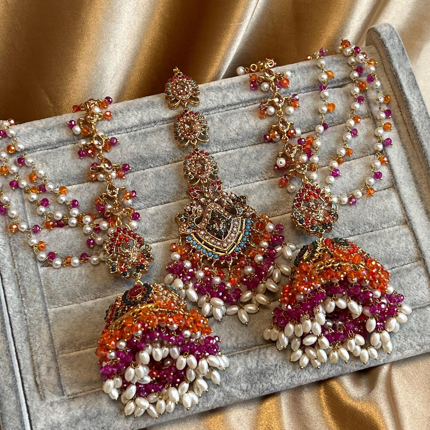 Mendhi Jewels Multicolour Necklace Large Jhumka Earrings ChainTikka Henna party Pakistani Indian Style Antique Gold Bollywood Fashion Party