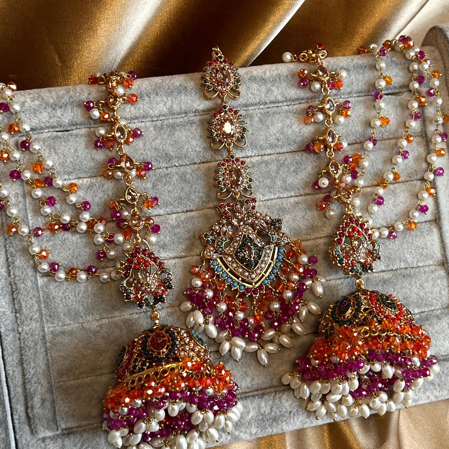 Mendhi Jewels Multicolour Necklace Large Jhumka Earrings ChainTikka Henna party Pakistani Indian Style Antique Gold Bollywood Fashion Party