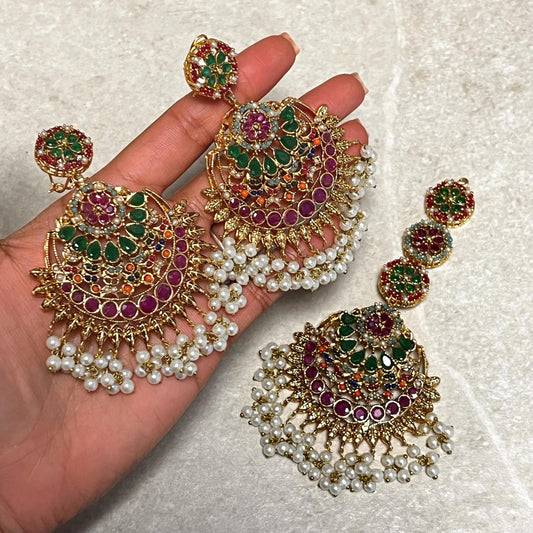 Mendhi Jewels-Multicolour Earrings and Tikka Set/ Henna party/Pakistani/ Indian Style Earring/Antique Gold with Colourful Crystals Imperfect