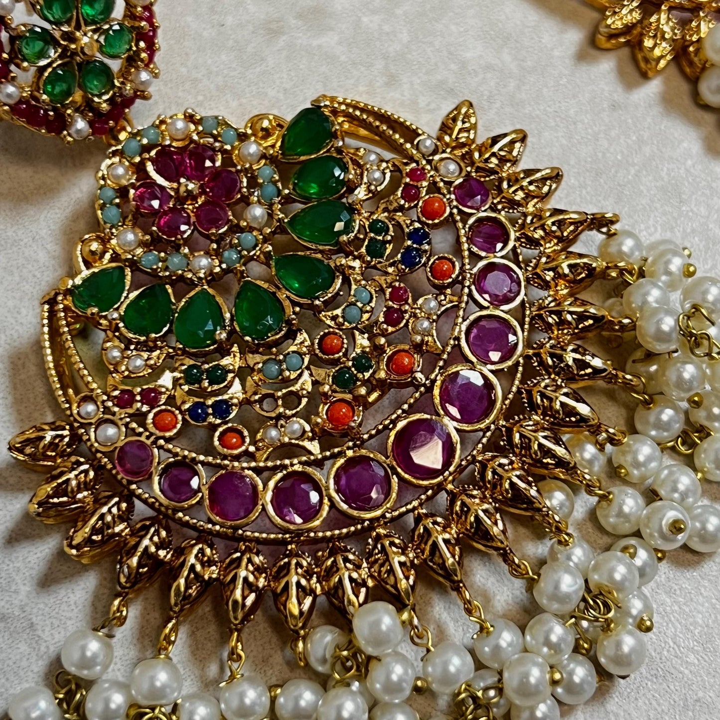 Mendhi Jewels-Multicolour Earrings and Tikka Set/ Henna party/Pakistani/ Indian Style Earring/Antique Gold with Colourful Crystals Imperfect