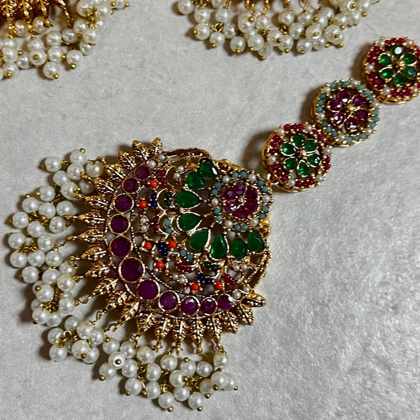 Mendhi Jewels-Multicolour Earrings and Tikka Set/ Henna party/Pakistani/ Indian Style Earring/Antique Gold with Colourful Crystals Imperfect
