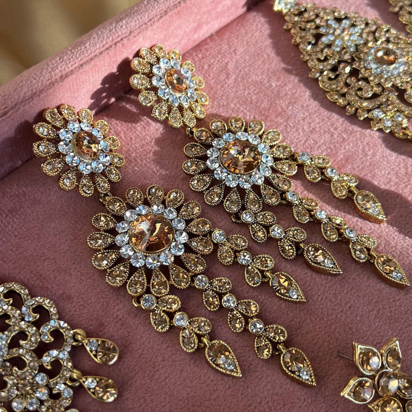 Extra Large Golden Rhinestone Fancy Indian Earrings Flat High Quality Earring Bollywood Indian Pakistani Fashion Jewellery Party Style