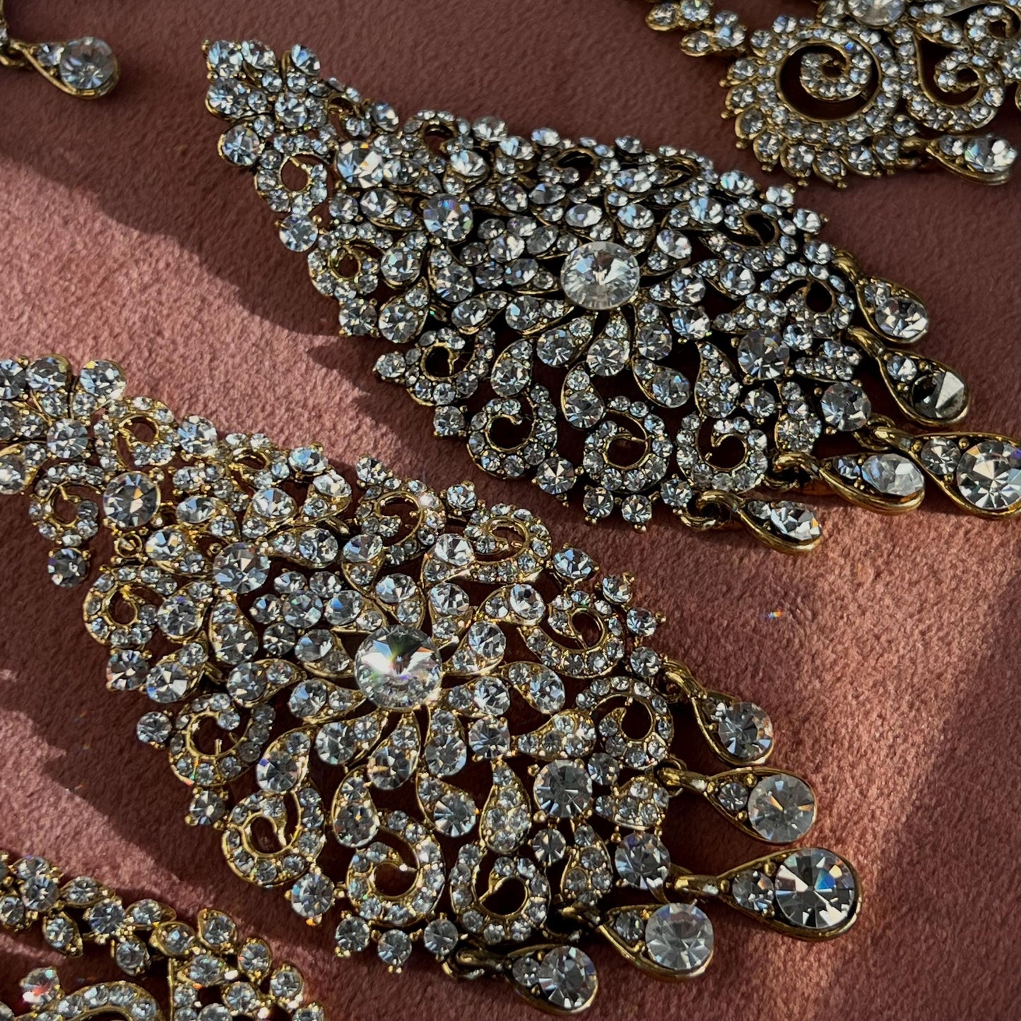 Extra Large Clear Rhinestone Gold Base Fancy Indian Earrings High Quality Earring Bollywood Indian Pakistani Fashion Jewellery Party Style