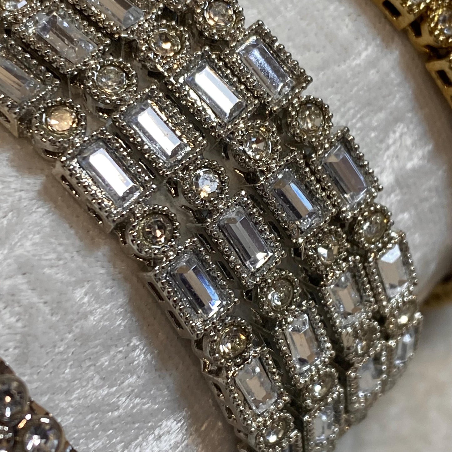 Set of 4 Antique Gold or Silver Rhinestone Mirror Design Handmade Bangle in 2.4/Indian Pakistani Jewellery Fashion Bangles