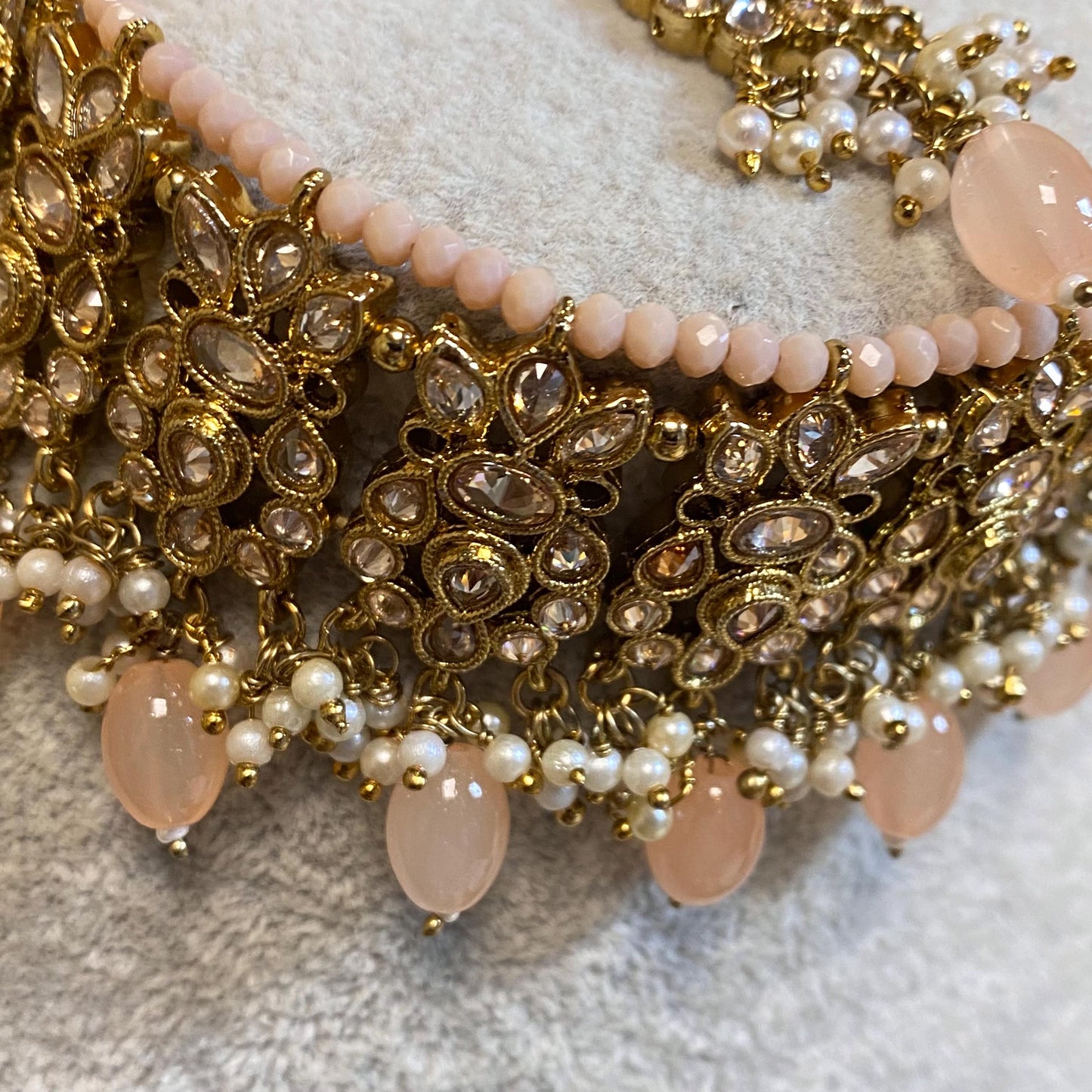 Peach Choker set Jhumka Earring/Small Tikka/ Tikli/ Indian/ Pakistani/Fashion Jewellery/ Gift for Women/ Pastel Jewellery