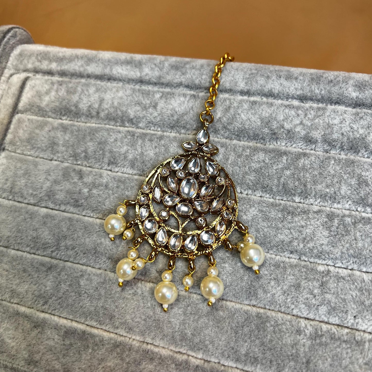 Faux Kundan Tikka/ Tikli/ Indian/ Pakistani Fashion Jewellery/Maang Tikkas