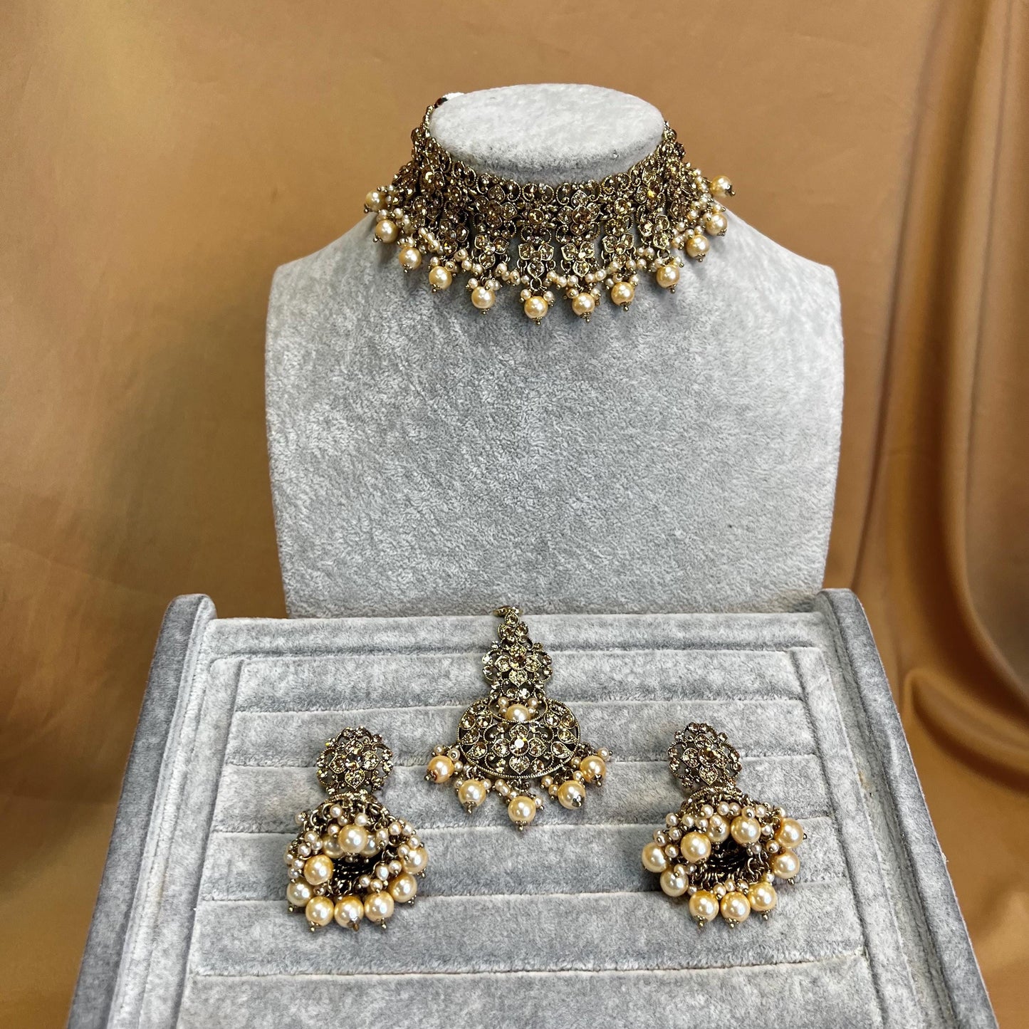 Clear & Gold Choker Set /Indian/ Pakistani/Fashion Jewellery