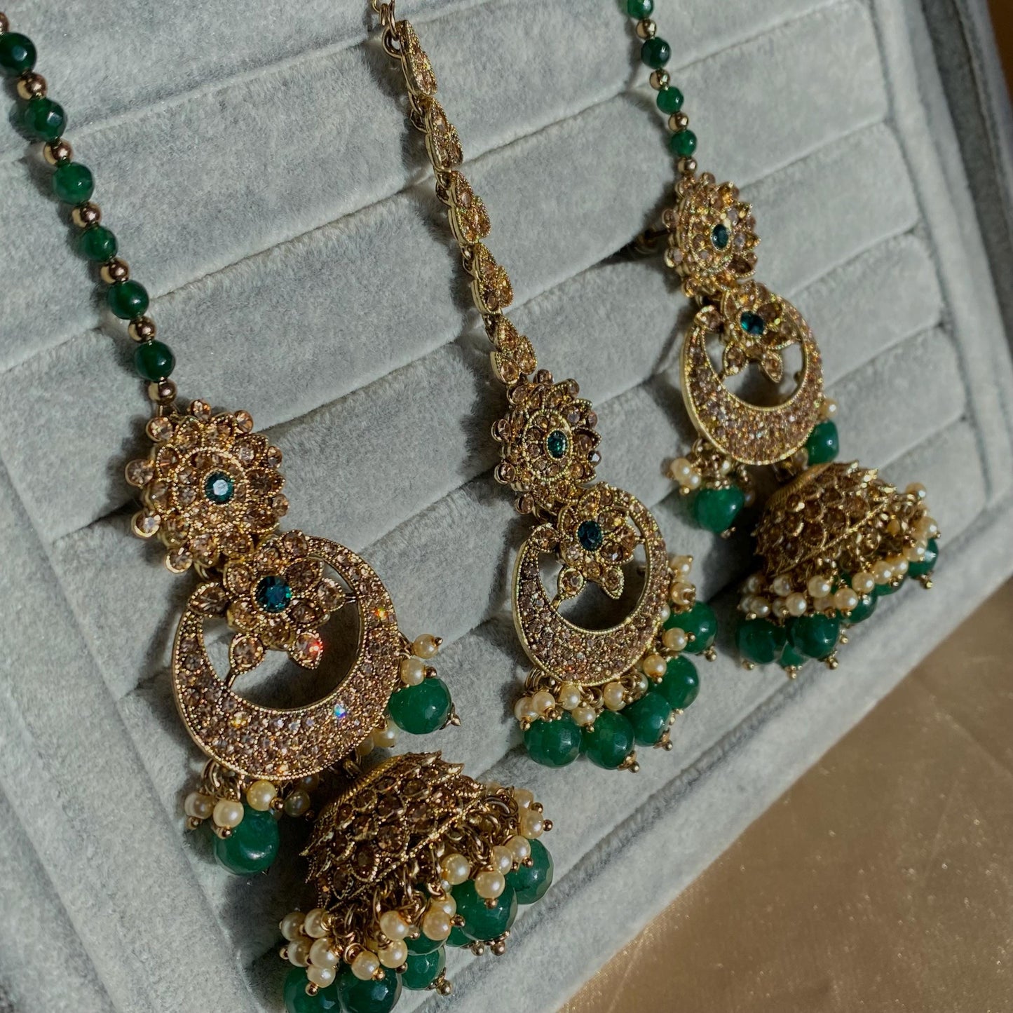 Green Antique Gold Rhinestone Bridal Necklace Set Jhumka Chain Earring Tikka Bollywood Indian Pakistani Fashion Jewellery High Quality SALE