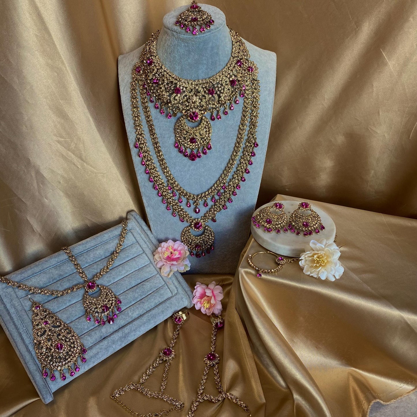 Hot Pink Antique Gold Rhinestone Full Bridal Necklace Mala Earring Tikka Jhumar Mathapatti Nose Ring Hand Harness High Quality Sale Asian