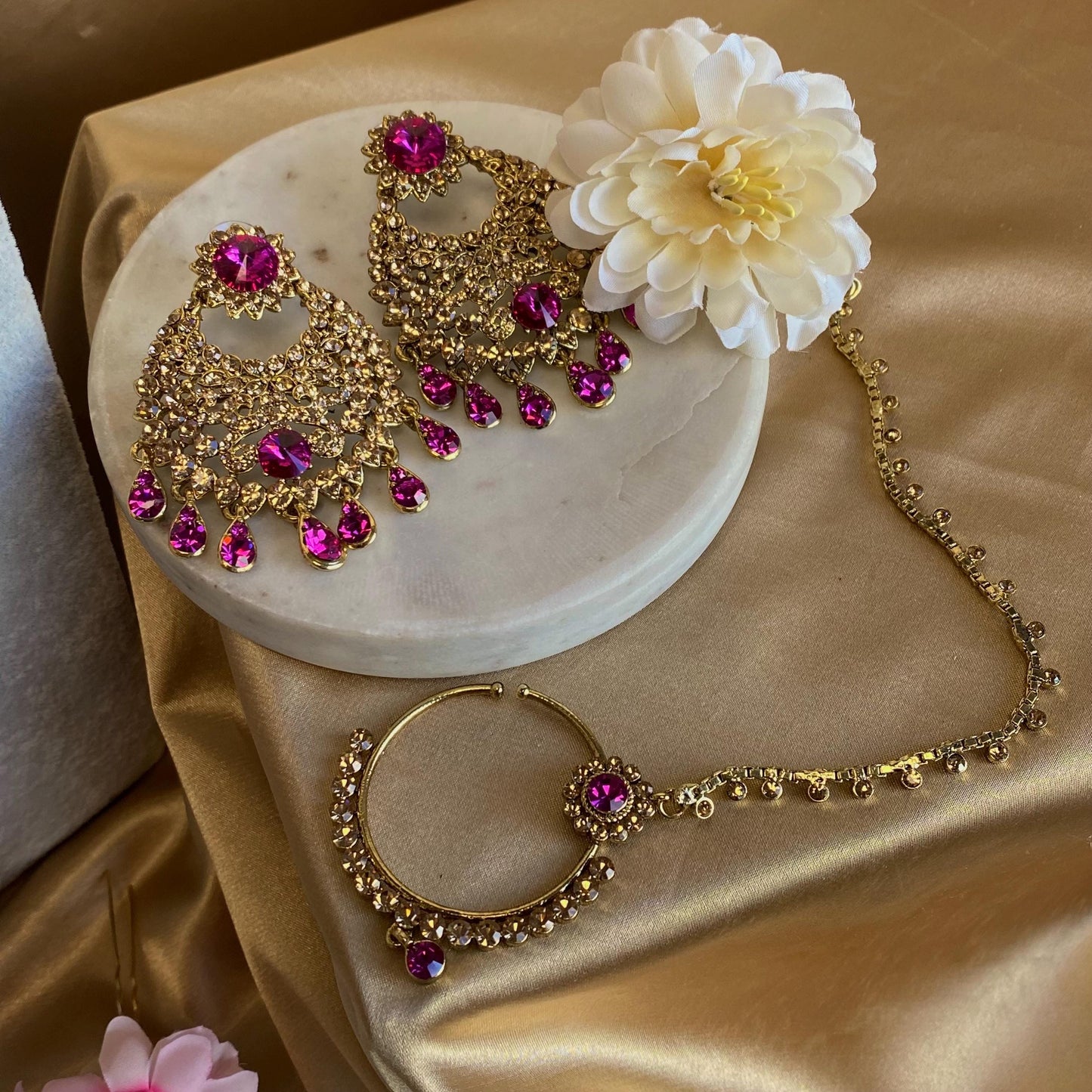 Hot Pink Antique Gold Rhinestone Full Bridal Necklace Mala Earring Tikka Jhumar Mathapatti Nose Ring Hand Harness High Quality Sale Asian