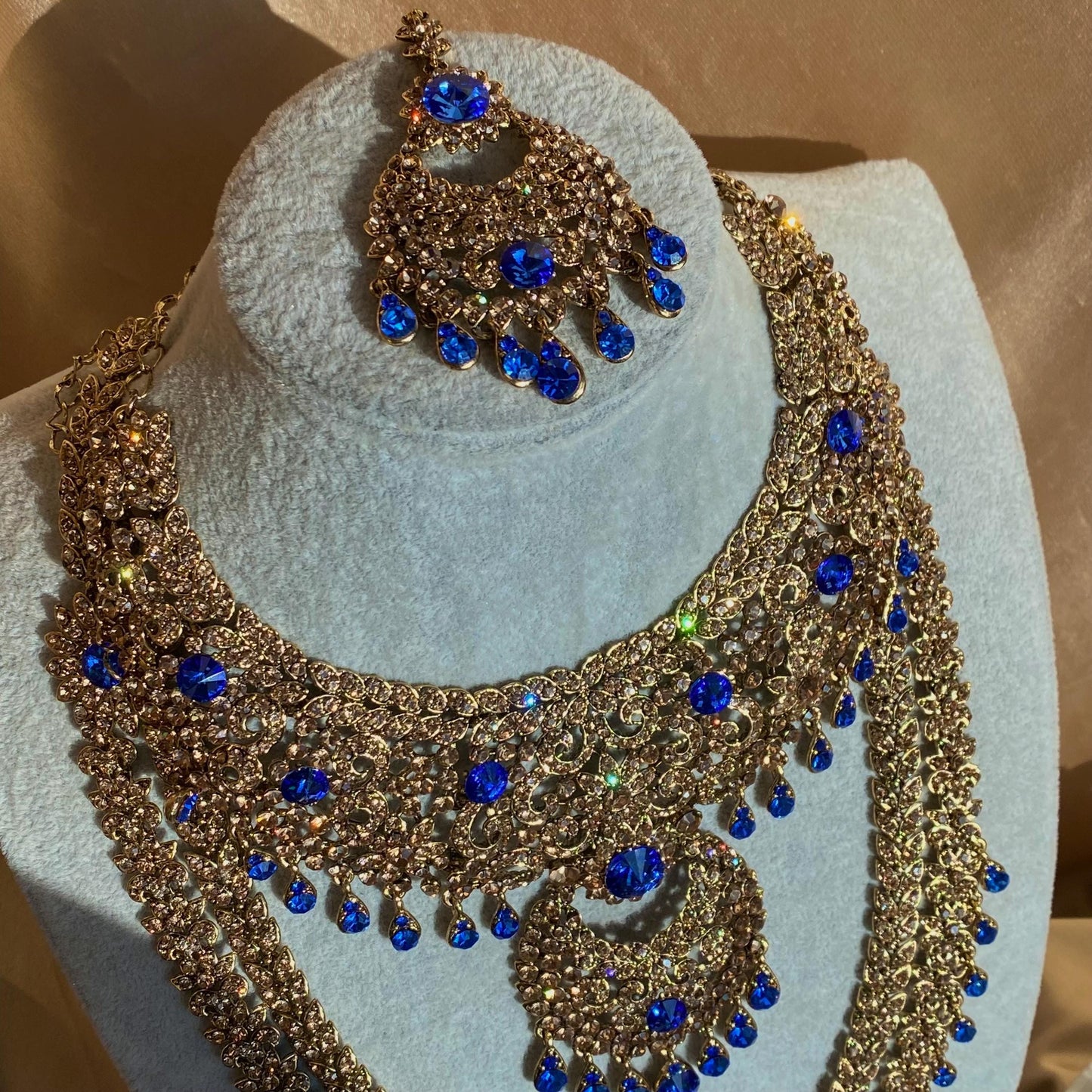 Blue Antique Gold Rhinestone Full Bridal Necklace Mala Earring Tikka Jhumar Mathapatti Nose Ring Hand Harness High Quality Sale Asian