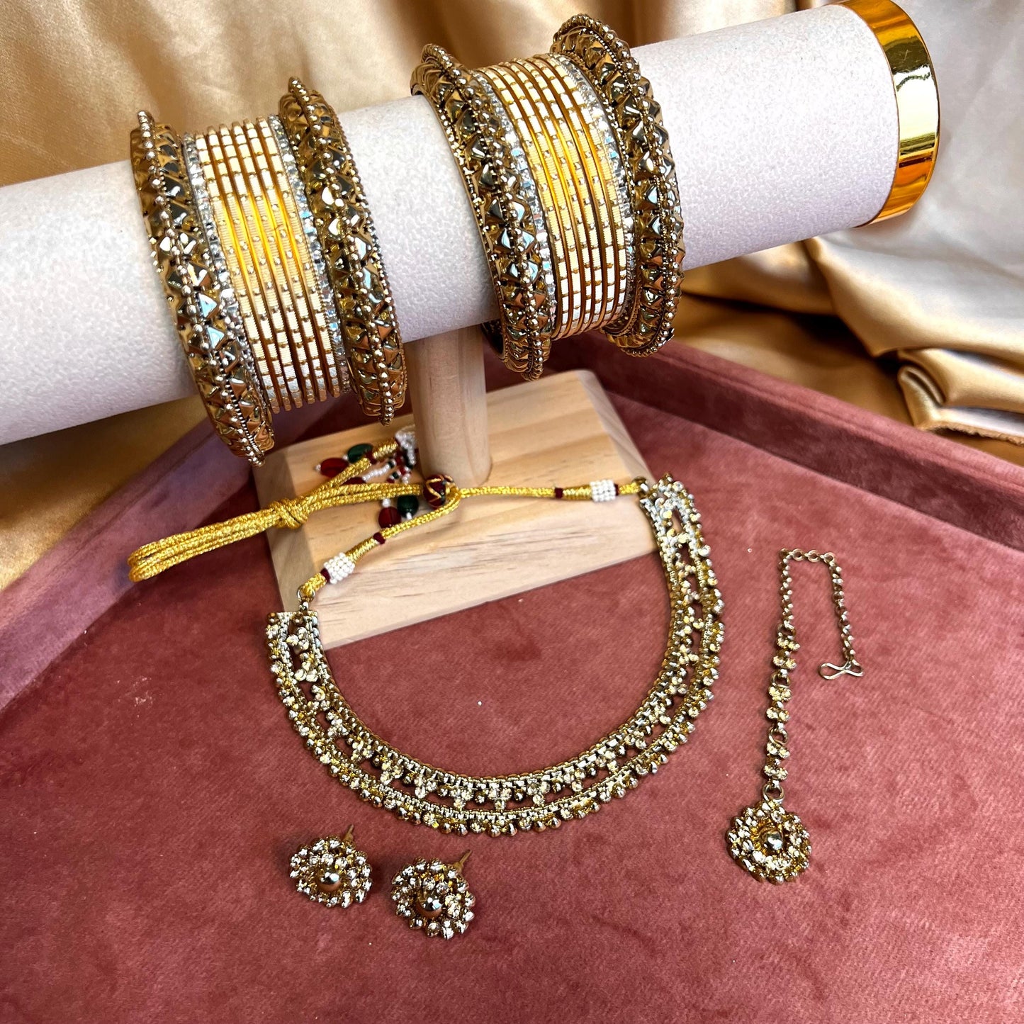 Gold Necklace Set Earring/ Tikka/ Tikli/ Indian/ Pakistani/Fashion Jewellery/ Gift for Women