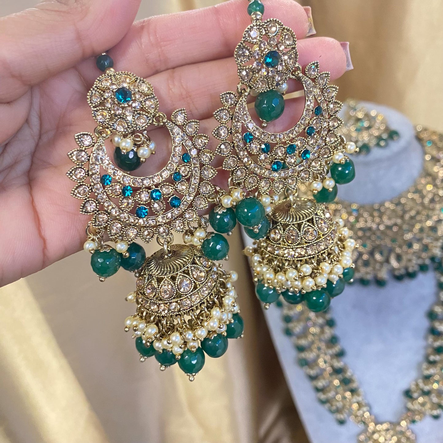 Green Emerald Golden Full 8 Piece Bridal Necklace Set Traditional Indian Pakistani Style Wedding Fashion Jewellery Heavy Necklace set Sale