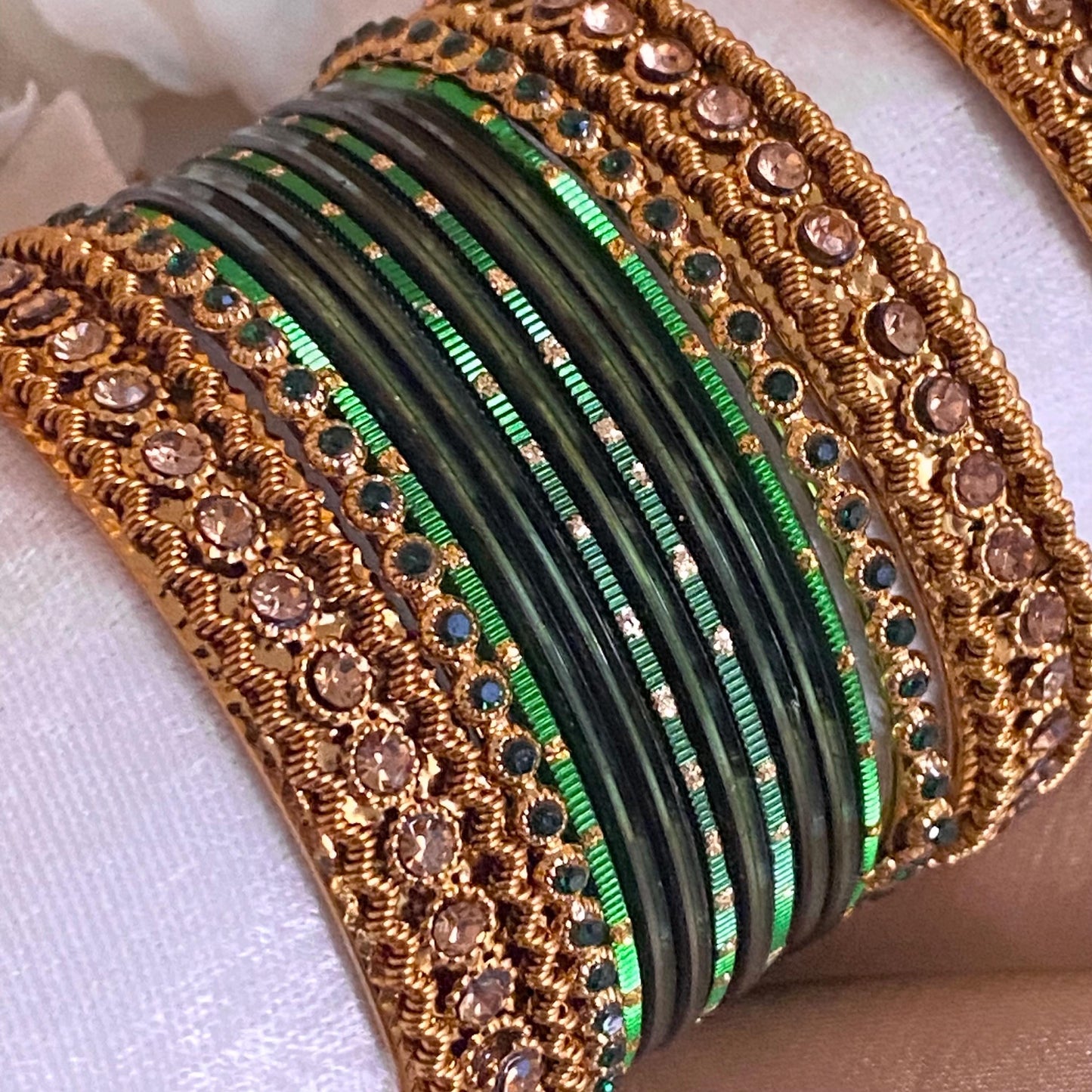 Green Small Bangle Set for Both Arms traditional Bollywood Indian Pakistani Churi set Jewelley Fashion Bracelet wedding jewellery sale 2.4