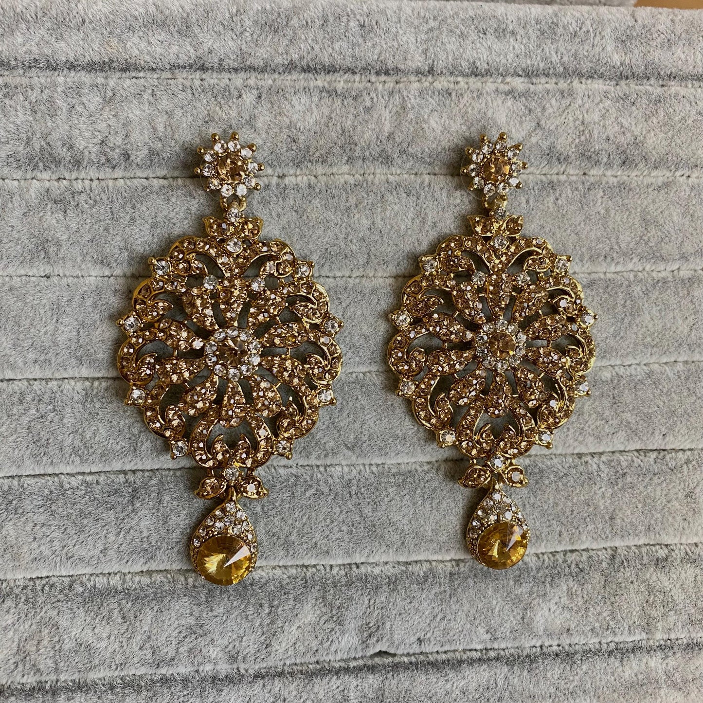 Golden & Clear Crystal Indian Necklace Set/Bridal Necklace Set/Reception/ Wedding/ Civil/Indian Jewellery