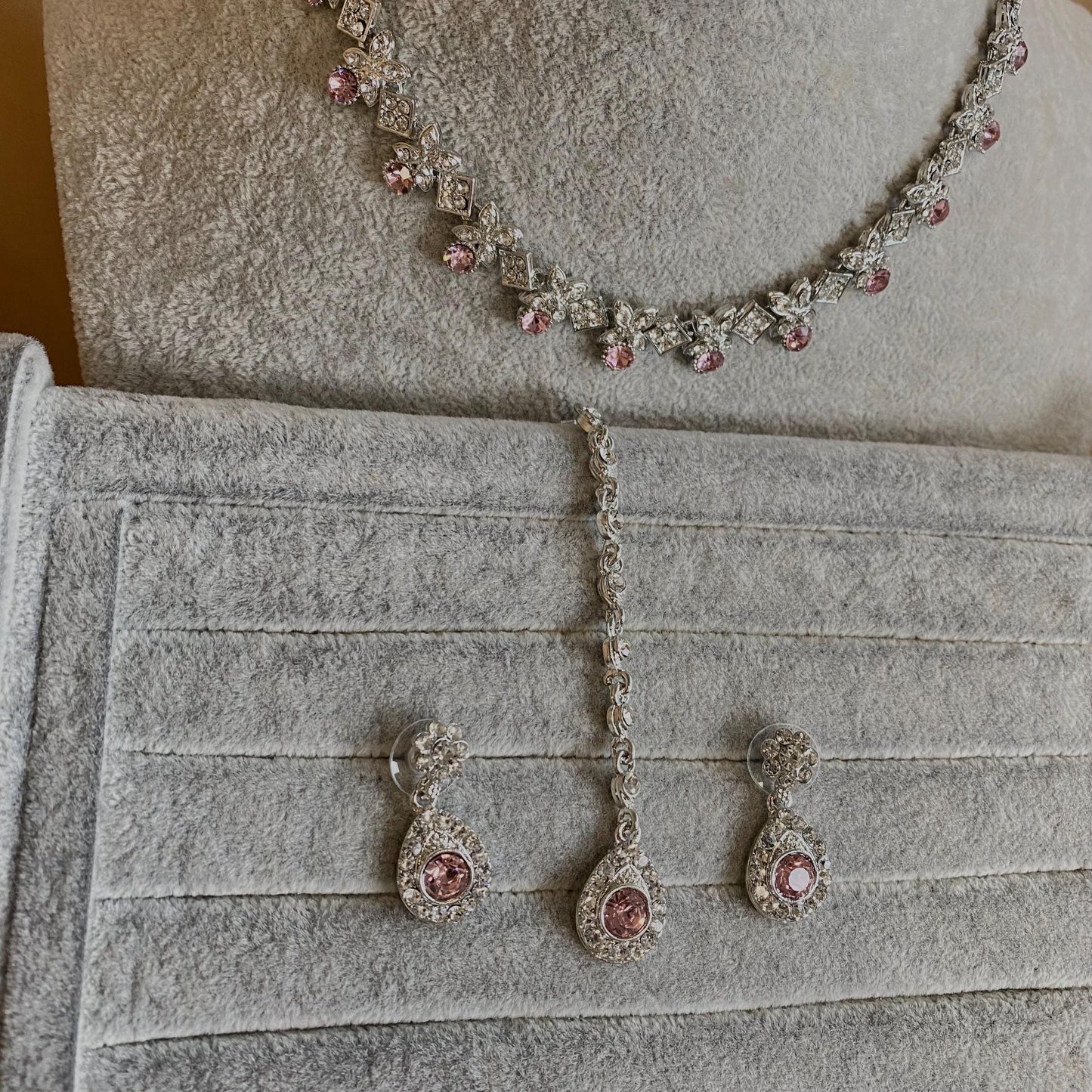 Pink & Silver Elegant Indian Necklace Set/Pink Necklace Set/ Pink Jewellery/ Fashion Jewellery/ Necklace set