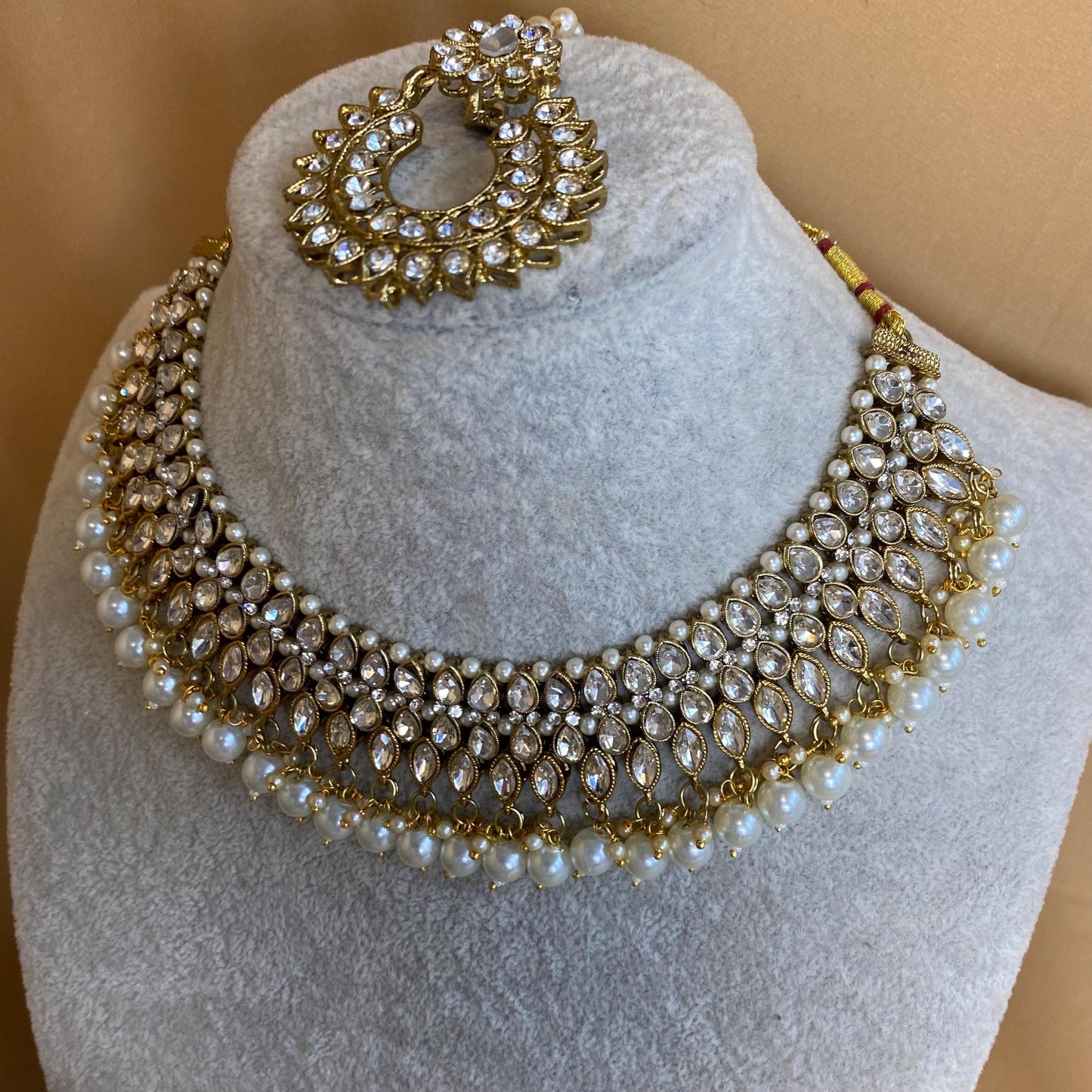 Clear Necklace Set Earring/ Tikka/ Tikli/ Indian/ Pakistani/Fashion Jewellery/ Gift for Women