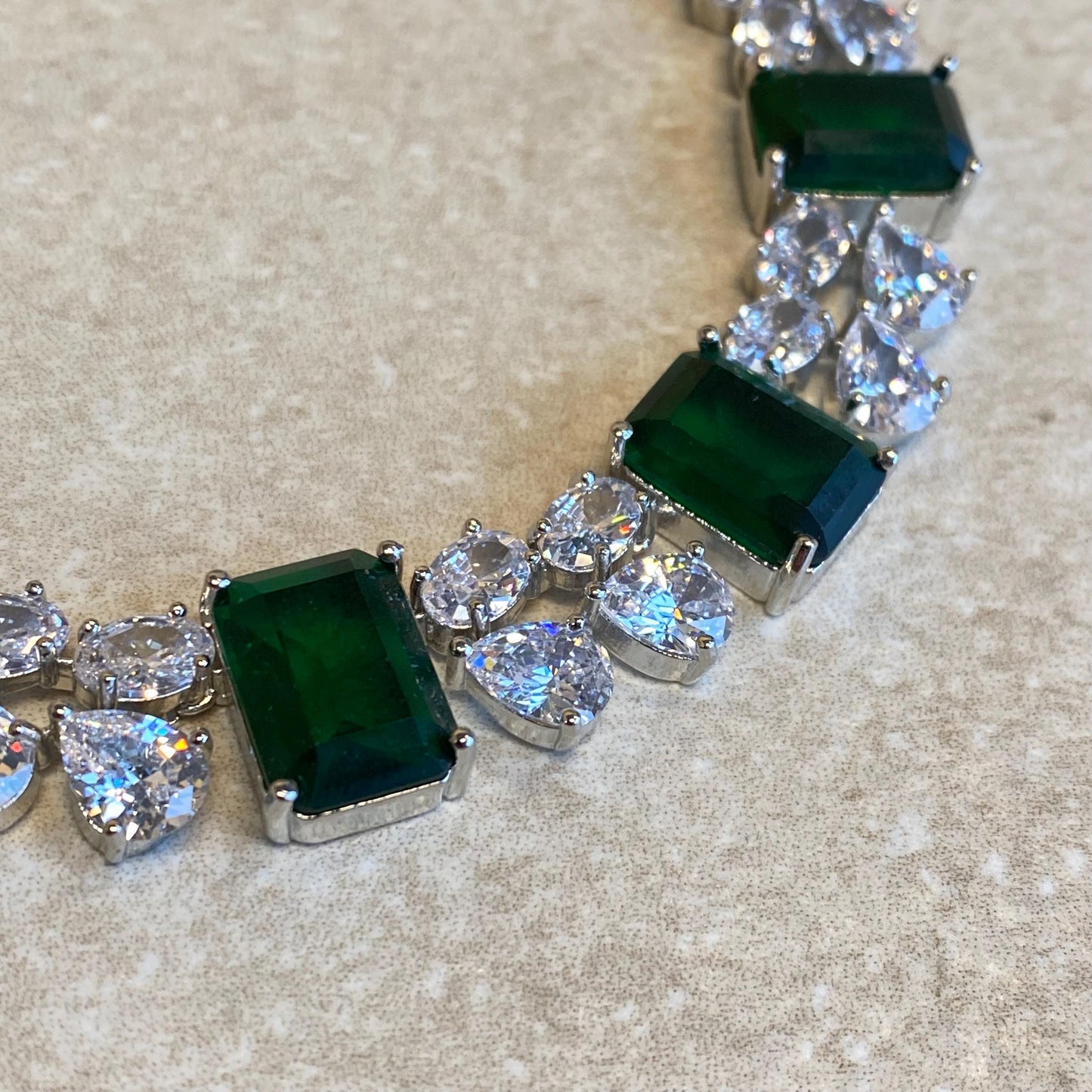 Emerald Green/Green- Diamante Necklace Reception/Christmas/New Years Party/Fashion Jewellery/ Gift for Women