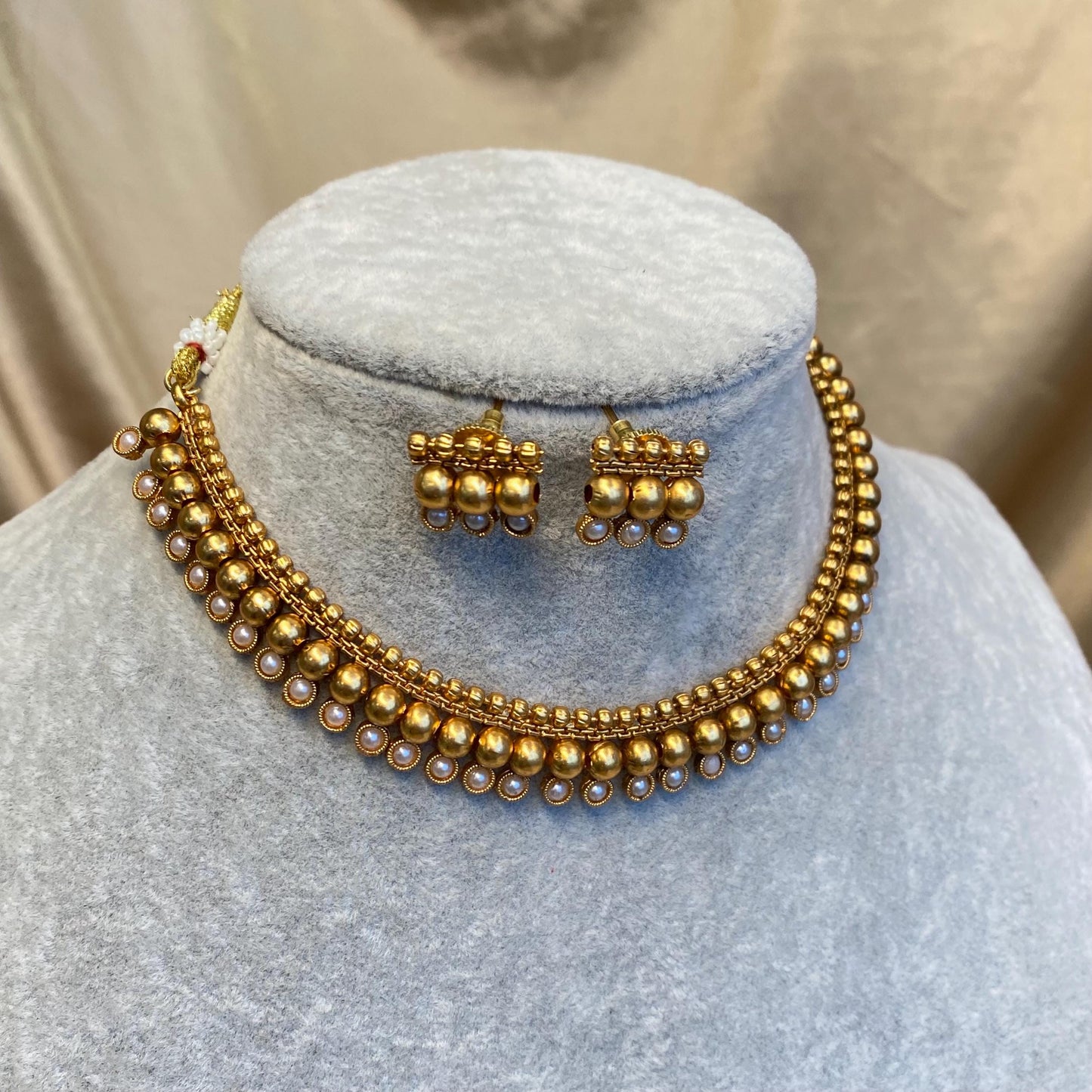 Antique Gold Slim Necklace and Small Stud Earring with Pearl Indian Pakistani Bollywood Style Fashion Gift for Her