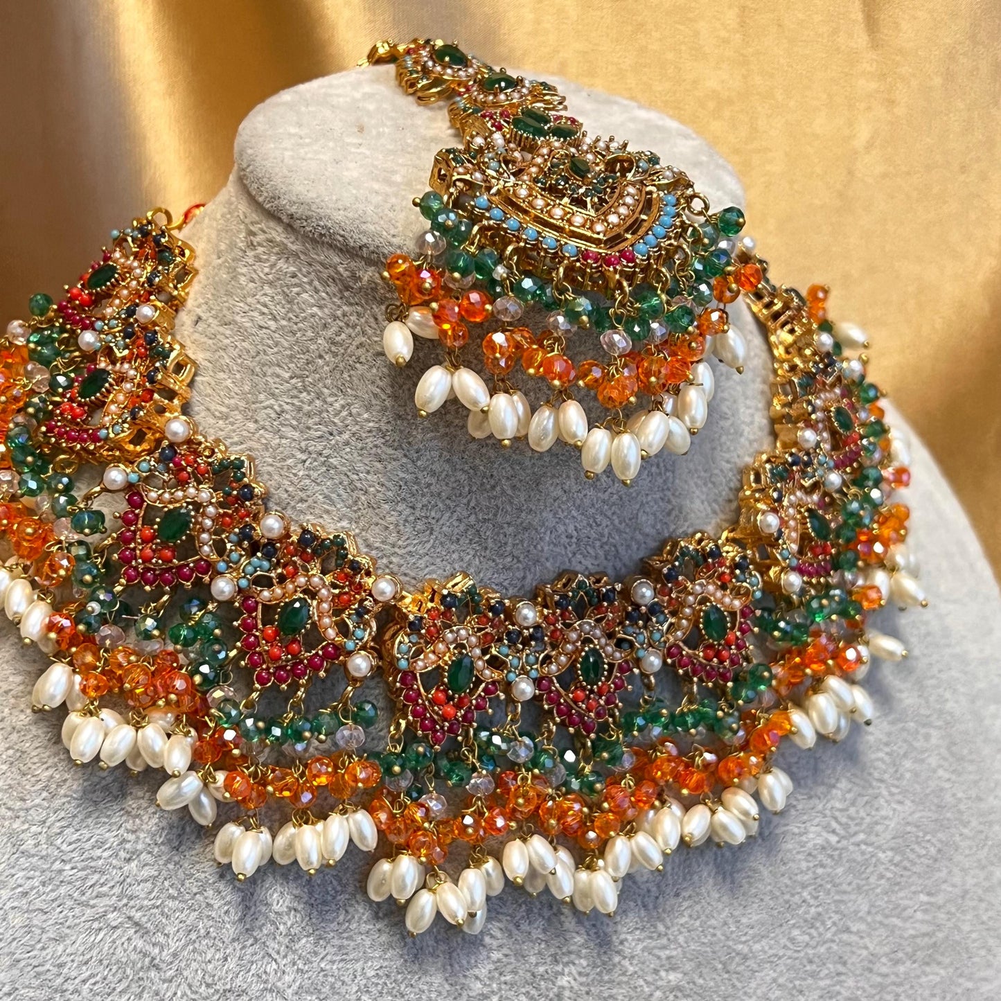 Mendhi Jewels Multicolour Necklace Large Jhumka Earrings ChainTikka Henna party Pakistani Indian Style Antique Gold Bollywood Fashion Party