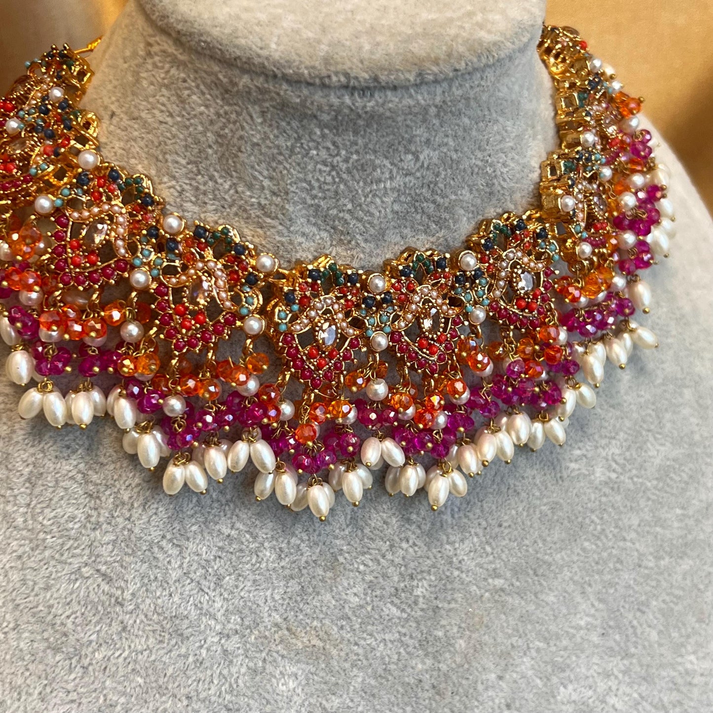 Mendhi Jewels Multicolour Necklace Large Jhumka Earrings ChainTikka Henna party Pakistani Indian Style Antique Gold Bollywood Fashion Party