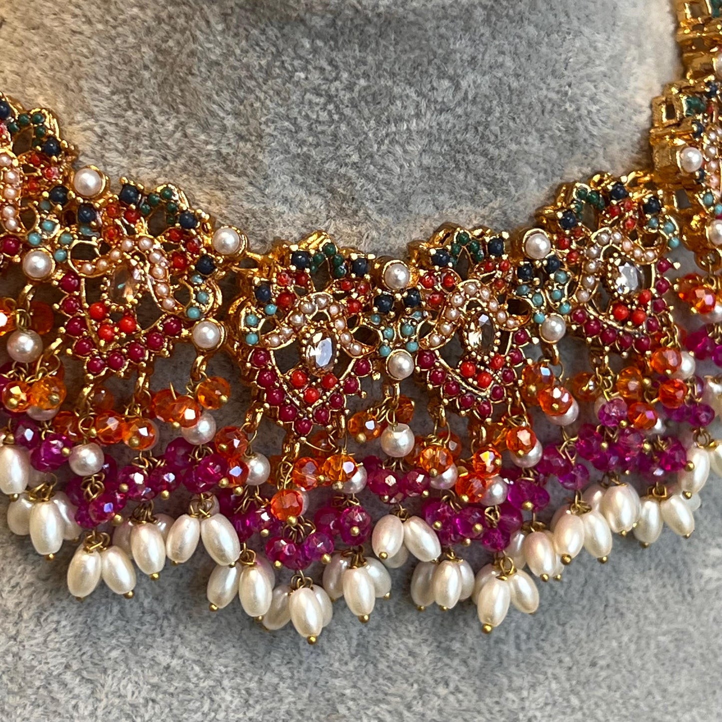 Mendhi Jewels Multicolour Necklace Large Jhumka Earrings ChainTikka Henna party Pakistani Indian Style Antique Gold Bollywood Fashion Party