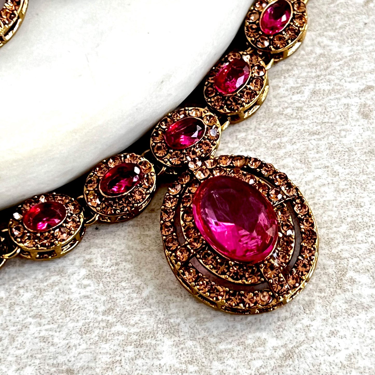 Hot Pink Antique Gold Small Simple Necklace Earring Set High Quality Indian Pakistani Bollywood Fashion Jewellery Lightweight Sale