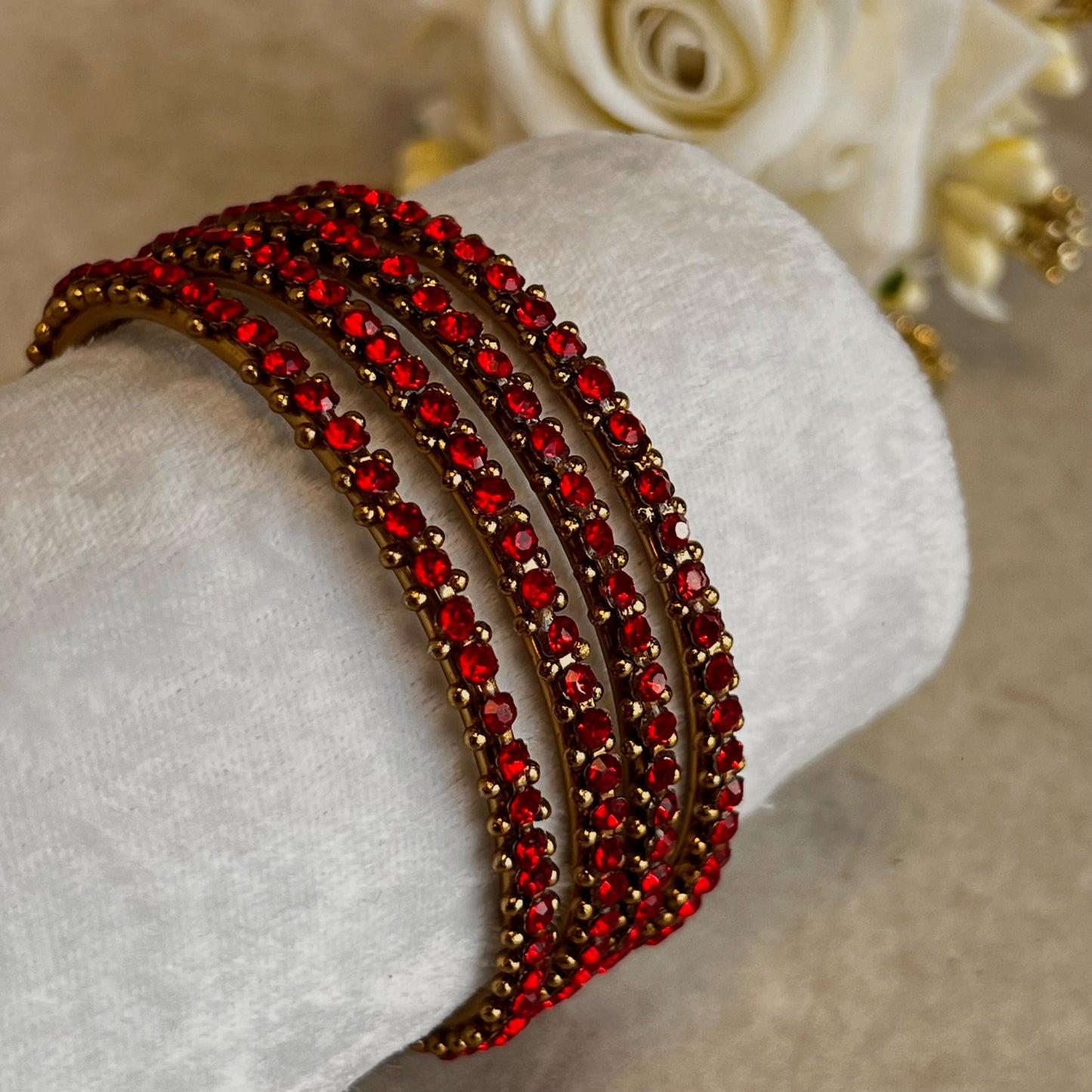 Red Antique Gold Rhinestone Set Of 4 Bangles High Quality Indian Pakistani Style Bollywood Fashion Jewellery Churi Bracelet All Sizes