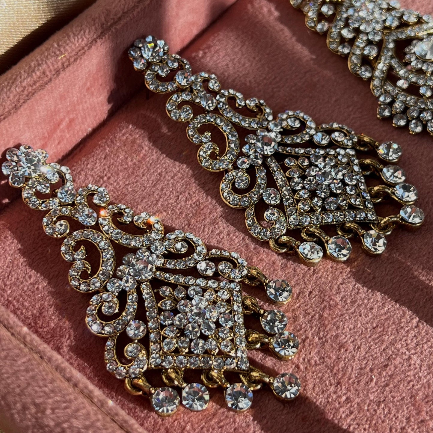 Extra Large Clear Rhinestone Gold Base Fancy Indian Earrings High Quality Earring Bollywood Indian Pakistani Fashion Jewellery Party Style