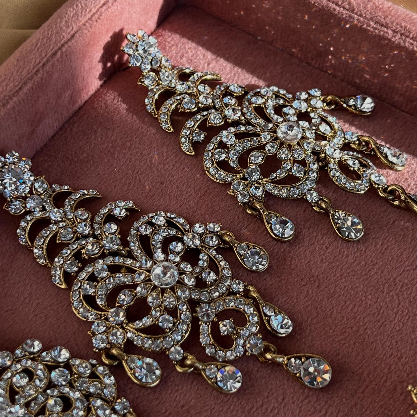 Extra Large Clear Rhinestone Gold Base Fancy Indian Earrings High Quality Earring Bollywood Indian Pakistani Fashion Jewellery Party Style