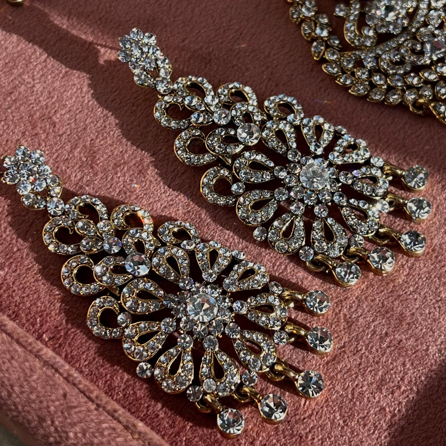 Extra Large Clear Rhinestone Gold Base Fancy Indian Earrings High Quality Earring Bollywood Indian Pakistani Fashion Jewellery Party Style