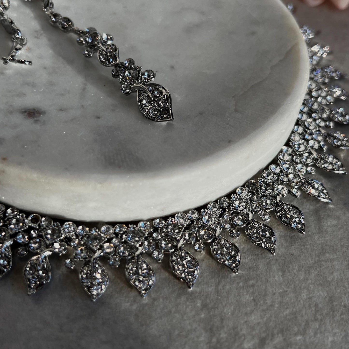 Silver Set/ Elegant Necklace Set Earring/ Tikka/ Indian/ Pakistani/Fashion Jewellery/ Gift for her/Civil/Registry/wedding/Xmas/ Imperfect