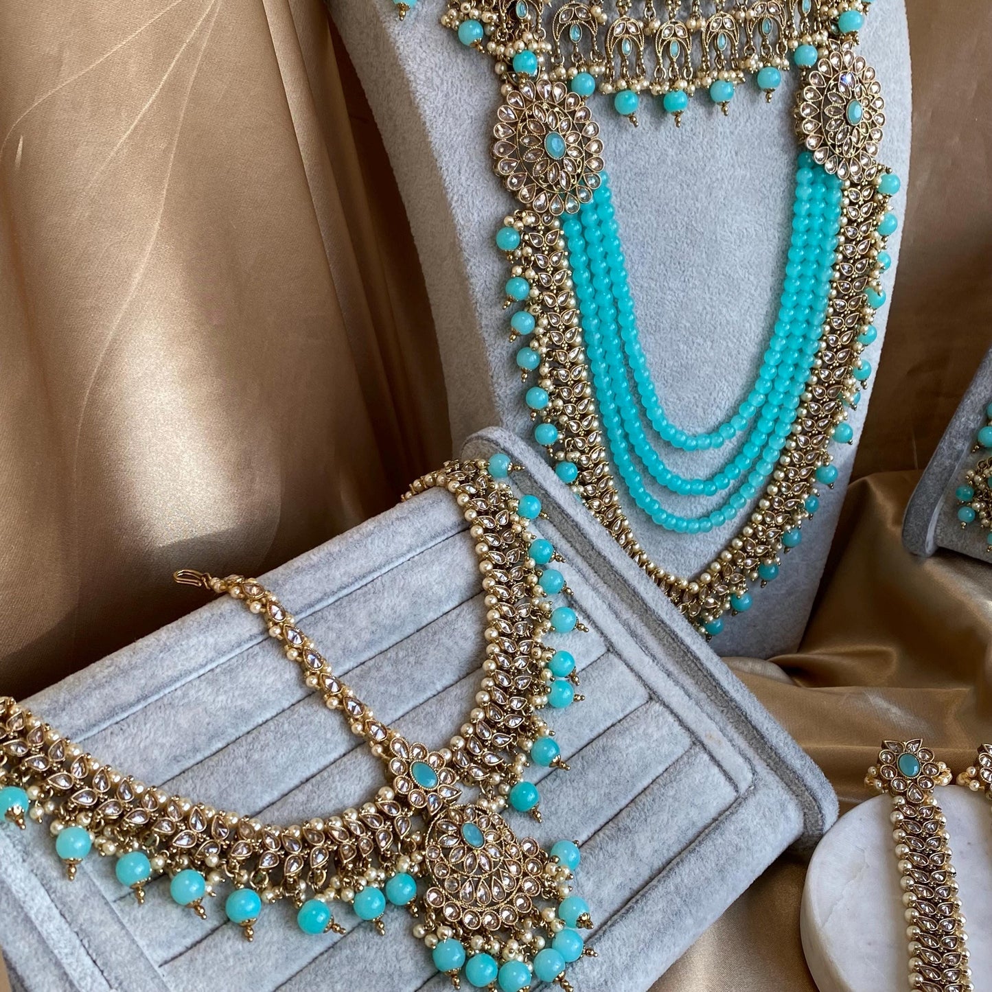 Blue 9Piece Antique Gold Champagne Bridal Large Choker Mala Tikka Earring Mathapatti Jhumar Hand Harness Nose Ring Indian Pakistani Full Set