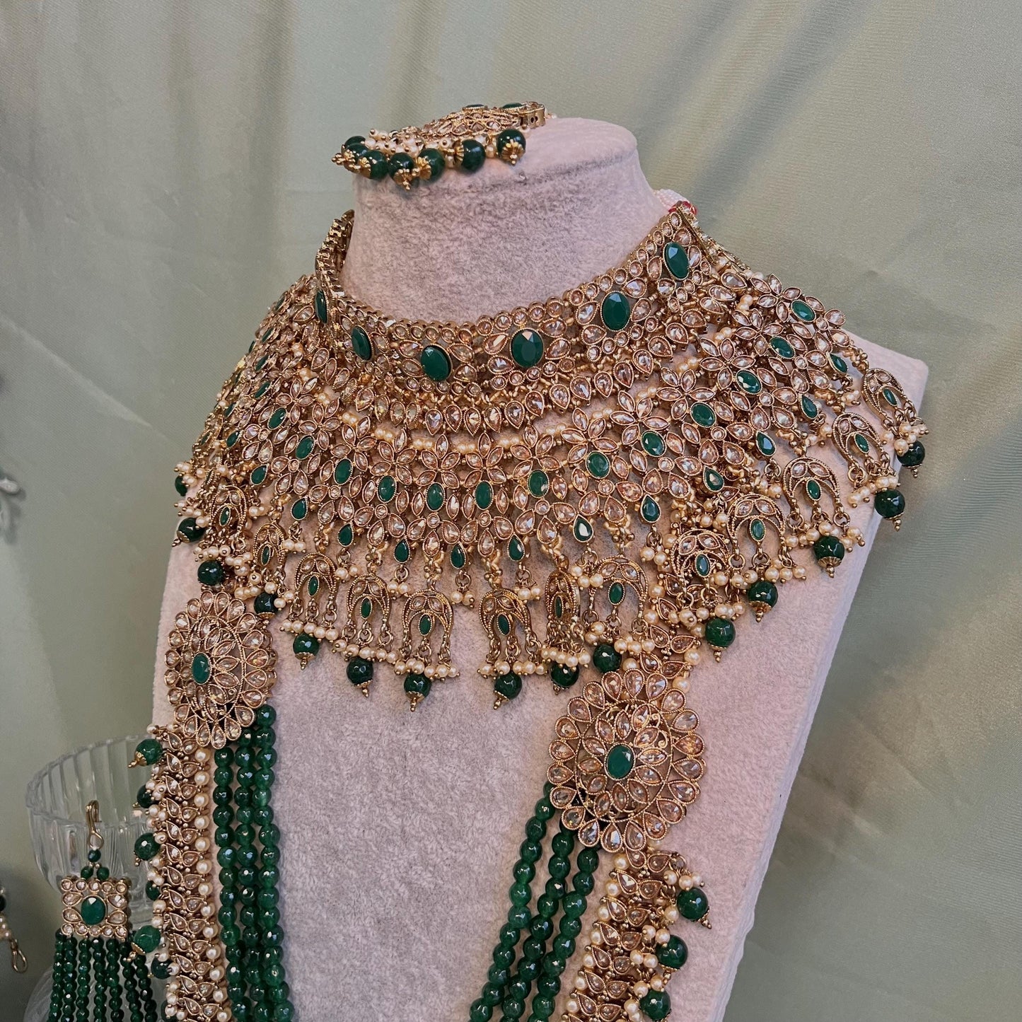 Green Bridal Necklace set Indian/ Pakistani Style/ Wedding/ Fashion Jewellery/ Necklace set