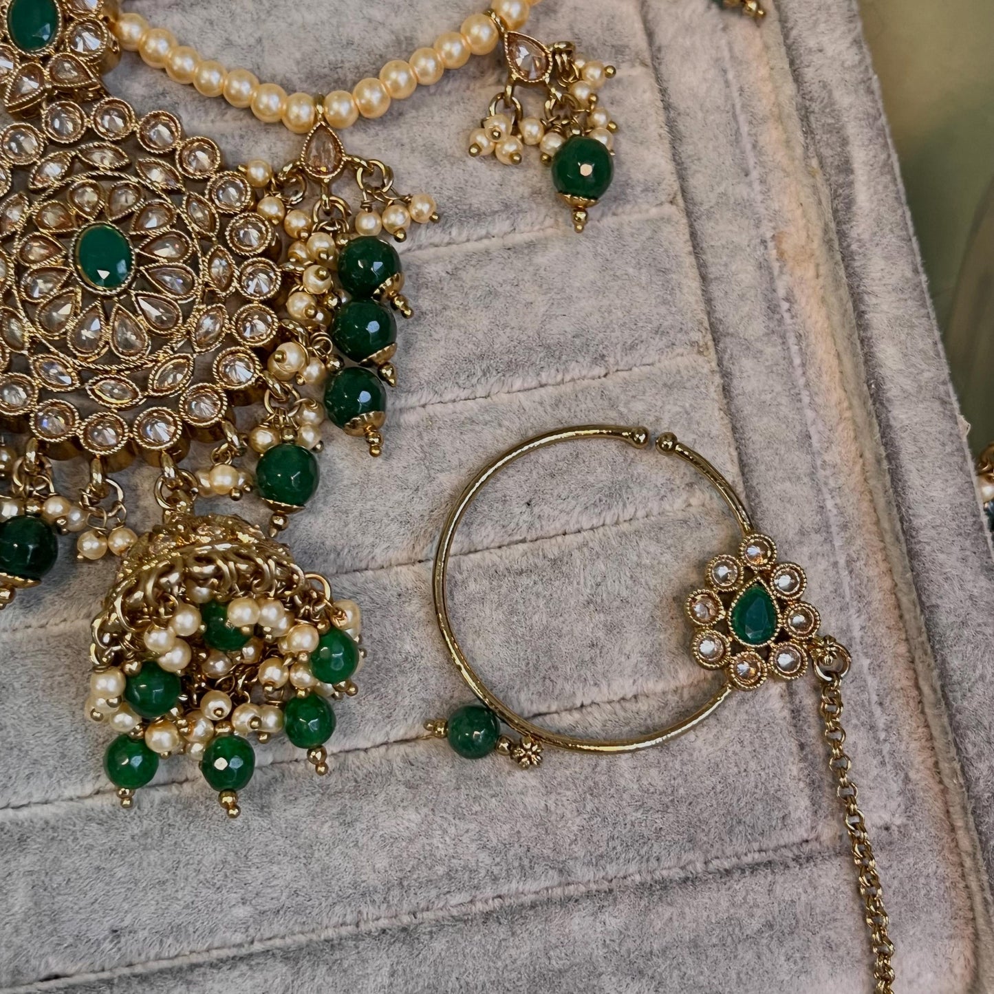 Green Bridal Necklace set Indian/ Pakistani Style/ Wedding/ Fashion Jewellery/ Necklace set