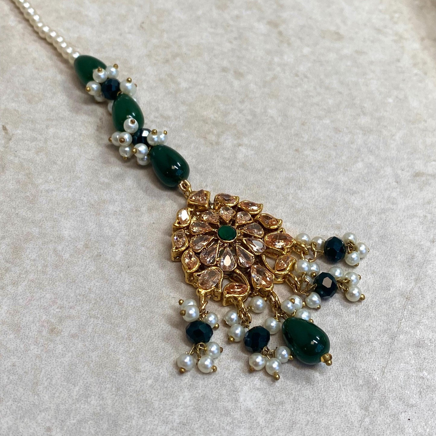 Green Gold Plated Champagne Zircon Crystal Maang Tikka Bindya Medium Size Indian Pakistani Bollywood Headpiece Fashion Jewellery