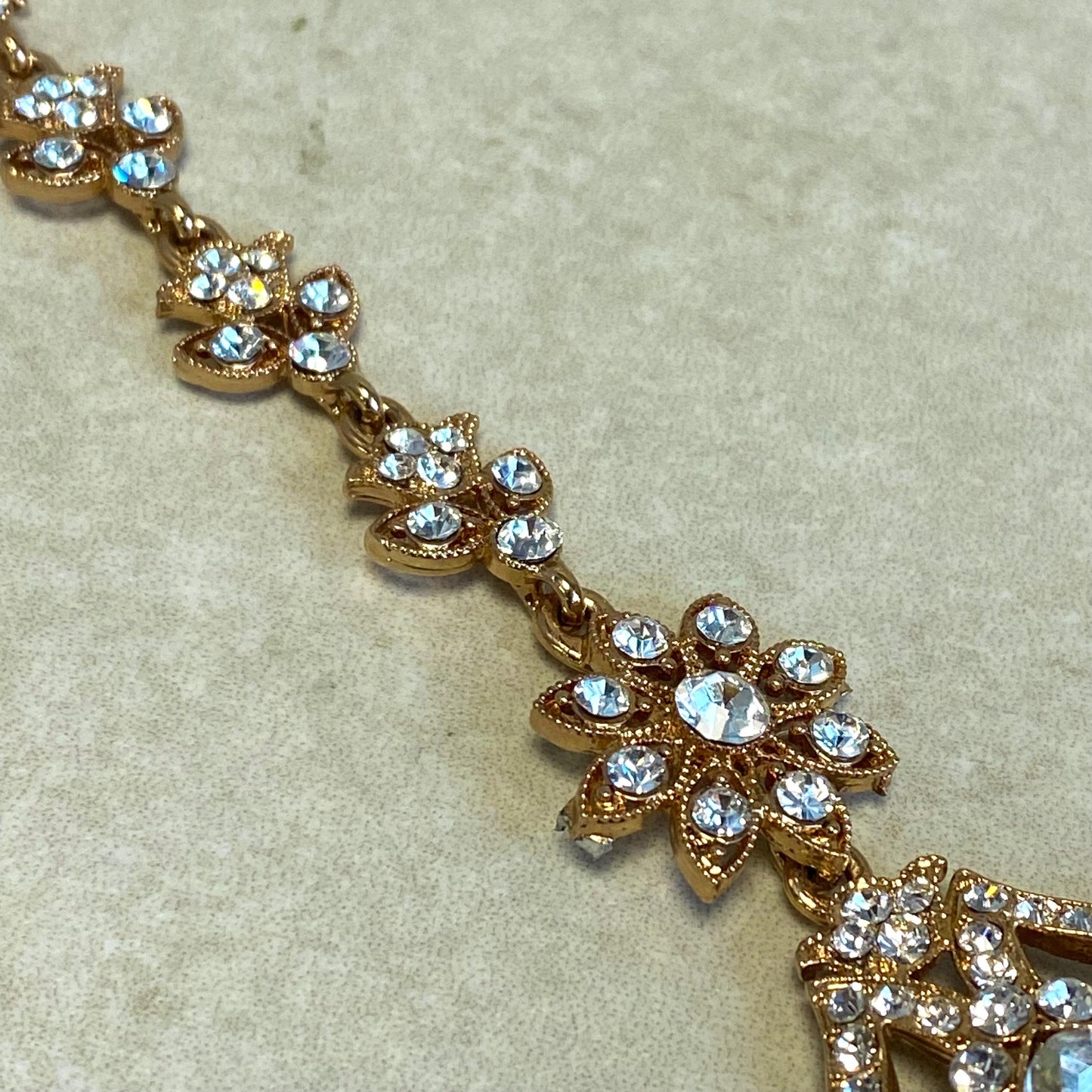 Rose Gold Pearl Rhinestone Maang Tikka Bindya Indian Pakistani Bollywood Headpiece Mendhi Jewels Gift Fashion