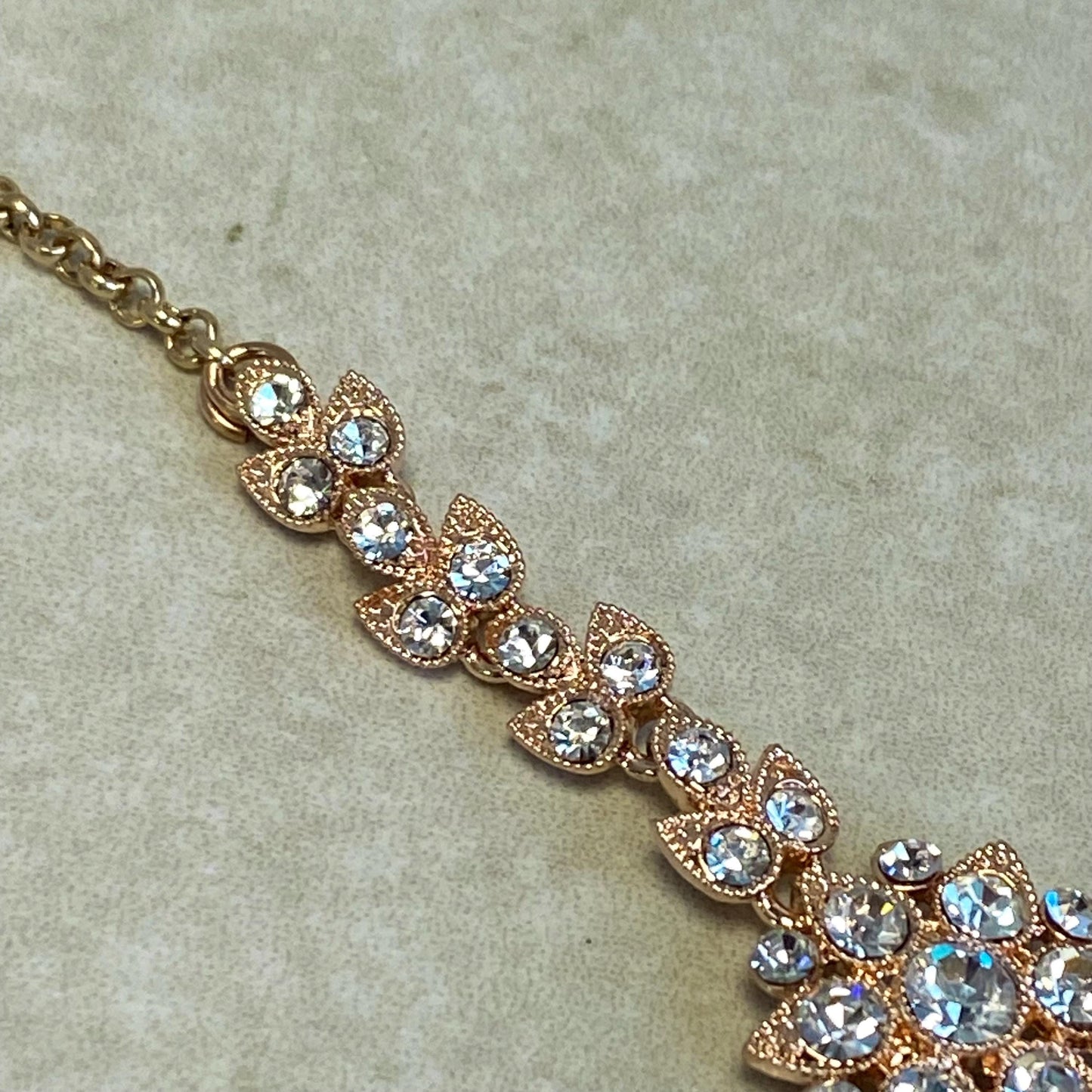 Rose Gold Pearl Rhinestone Maang Tikka Bindya Indian Pakistani Bollywood Headpiece Mendhi Jewels Gift Fashion