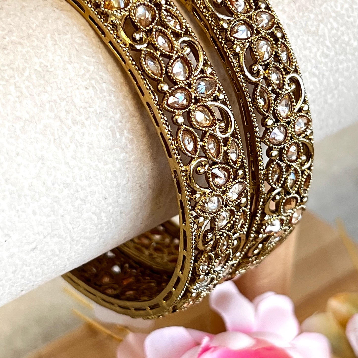 Set of 2 Antique Gold Champagne Zircon Thick Heavy Kada Bangles End Bangles Indian Pakistani Jewelley  Fashion High Quality Gift Choose Size