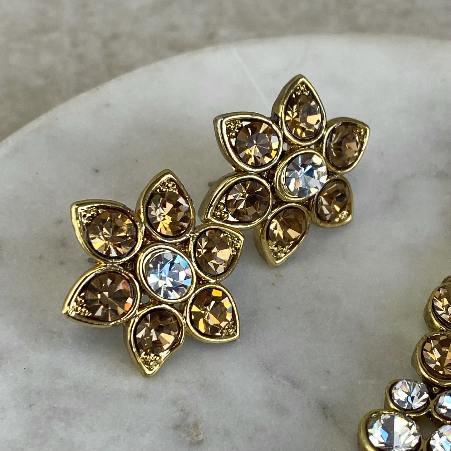 Antique Gold Rhinestone Small Stud Earring Tikka High Quality Lightweight Bollywood Indian Pakistani Fashion Jewellery Sale Gift for Her