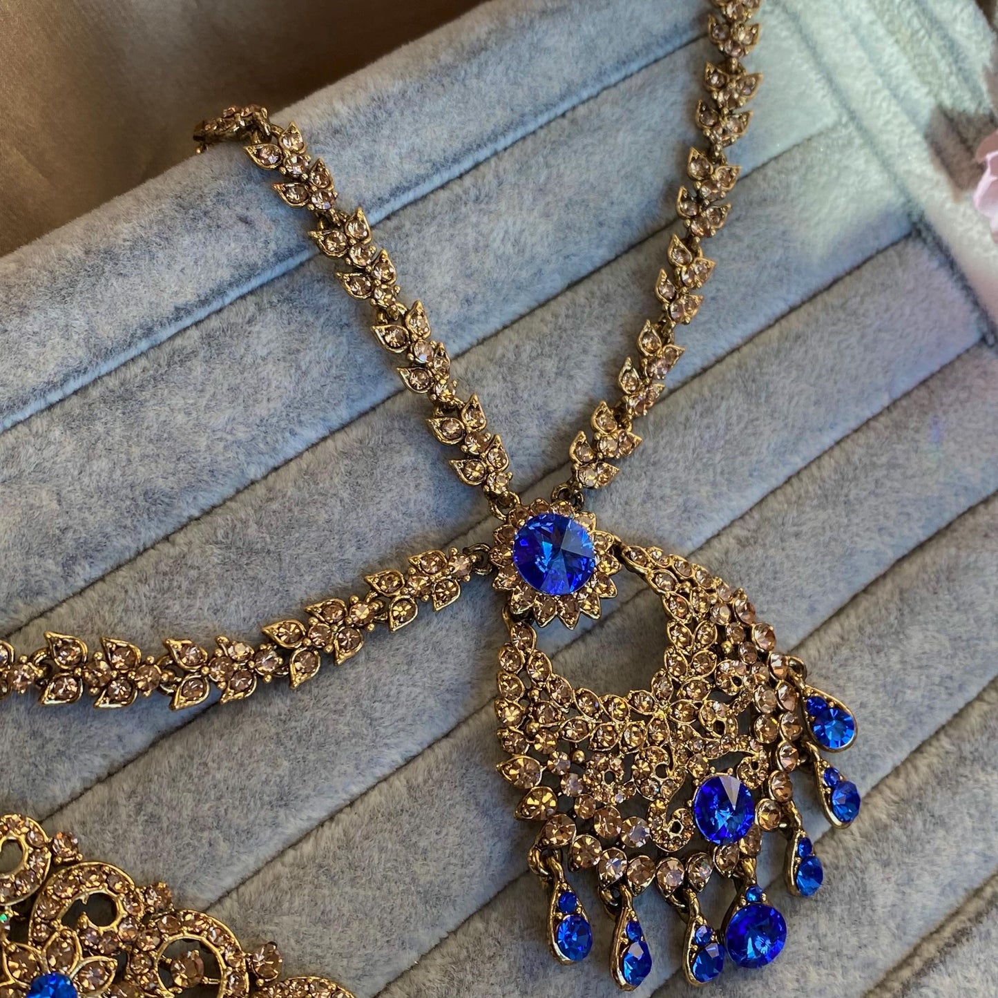Blue Antique Gold Rhinestone Full Bridal Necklace Mala Earring Tikka Jhumar Mathapatti Nose Ring Hand Harness High Quality Sale Asian