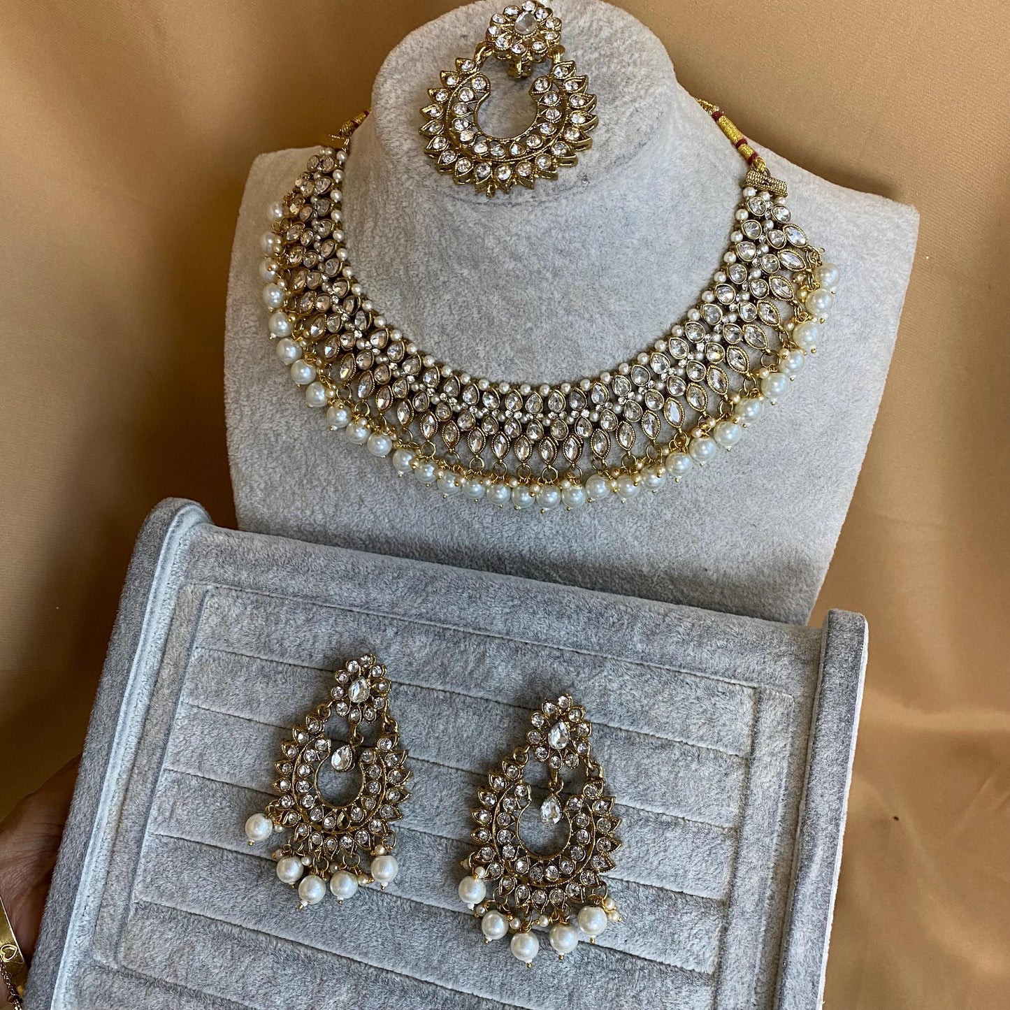 Clear Necklace Set Earring/ Tikka/ Tikli/ Indian/ Pakistani/Fashion Jewellery/ Gift for Women