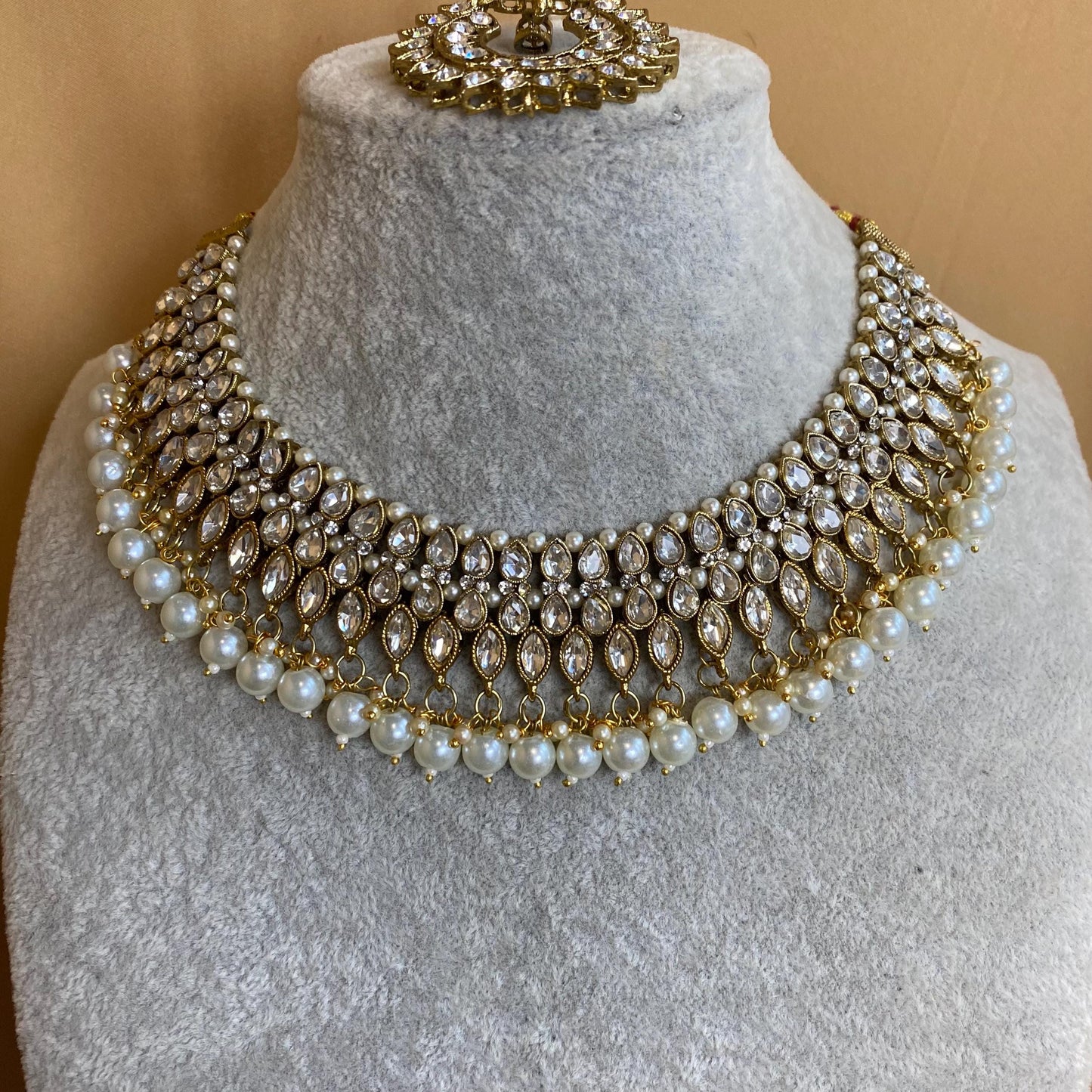 Clear Necklace Set Earring/ Tikka/ Tikli/ Indian/ Pakistani/Fashion Jewellery/ Gift for Women