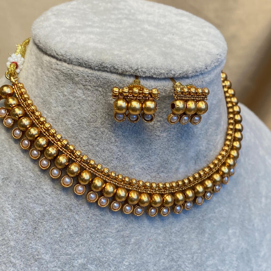 Antique Gold Slim Necklace and Small Stud Earring with Pearl Indian Pakistani Bollywood Style Fashion Gift for Her