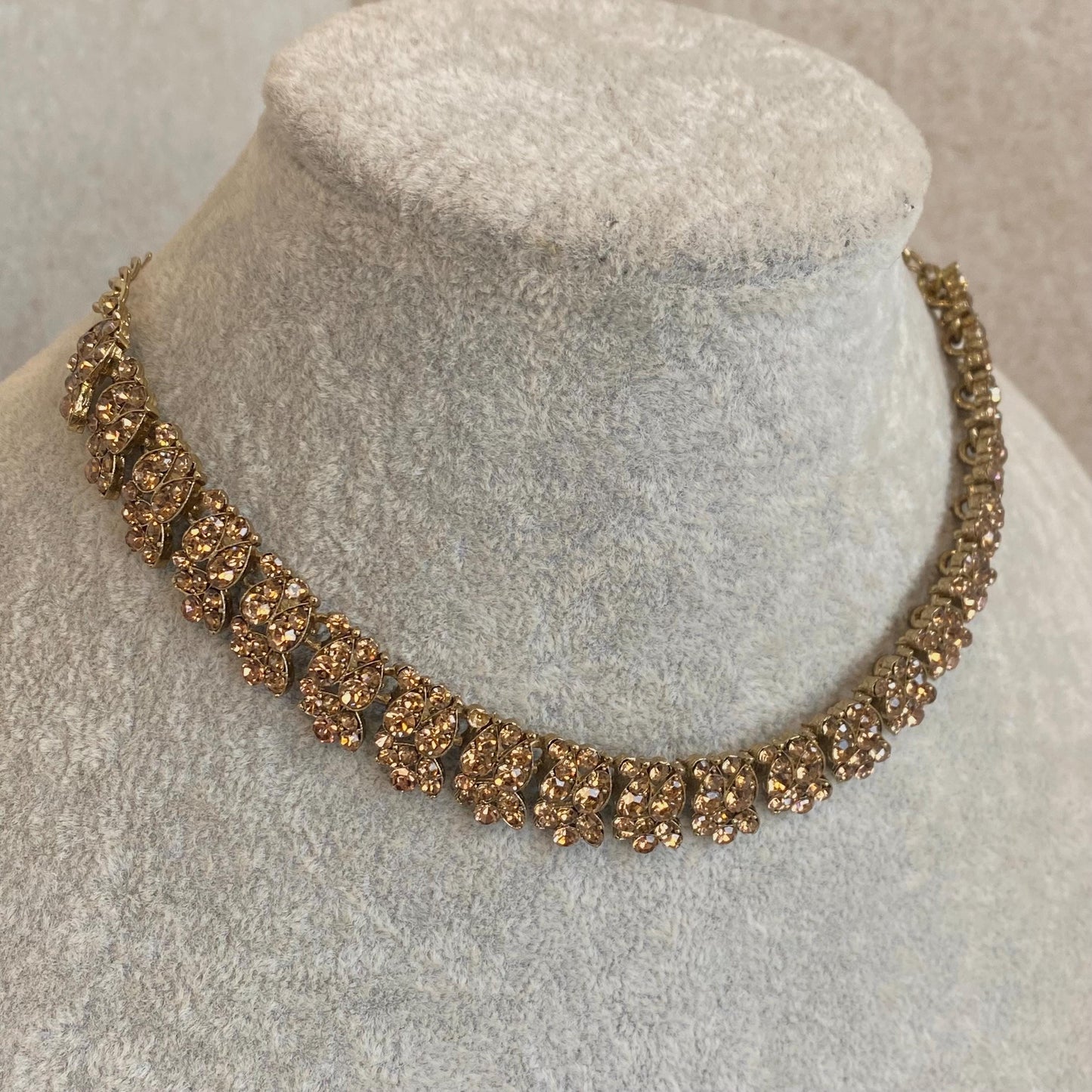 Golden Elegant Necklace Set Small Earring Tikka Tikli Indian Pakistani Fashion Jewellery Gift for Her Civil Registry Wedding Party Valentine