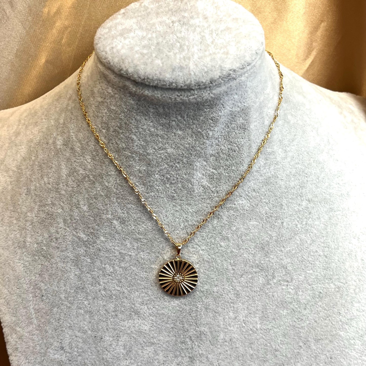 NEW!Stainless Silver 316L Everyday Gold and Pearl Chain High Quality Tarnish Free Necklace Gift High Fashion Layering Stylish Hypoallergenic